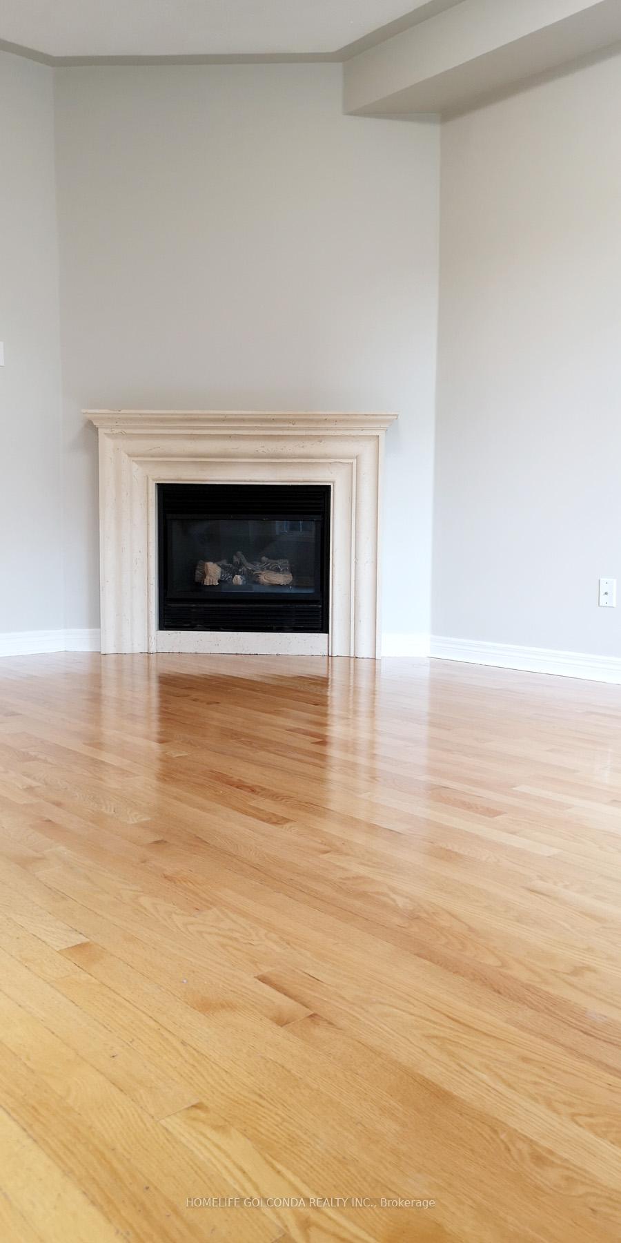 Photo 13 of 32 Cardrew Street, Markham, Cornell — HOMEH