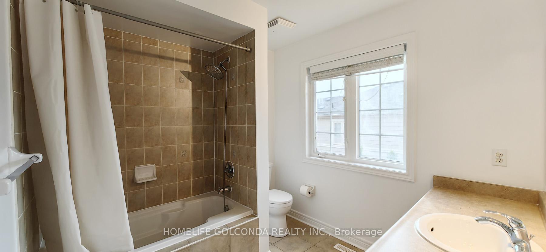 Photo 24 of 32 Cardrew Street, Markham, Cornell — HOMEH