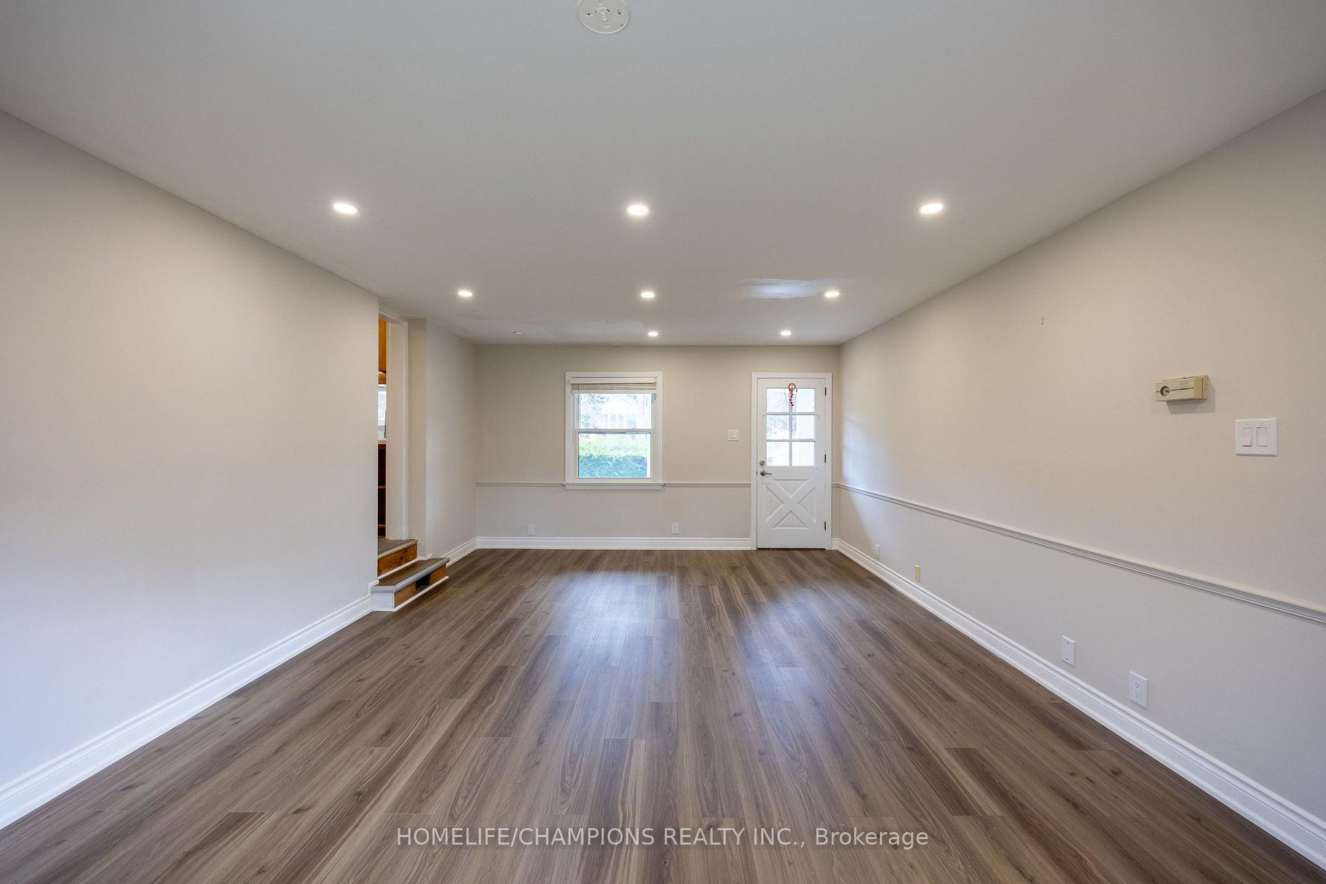 Photo 6 of 44 Marydon Crescent, Scarborough, Agincourt South-Malvern West — HOMEH
