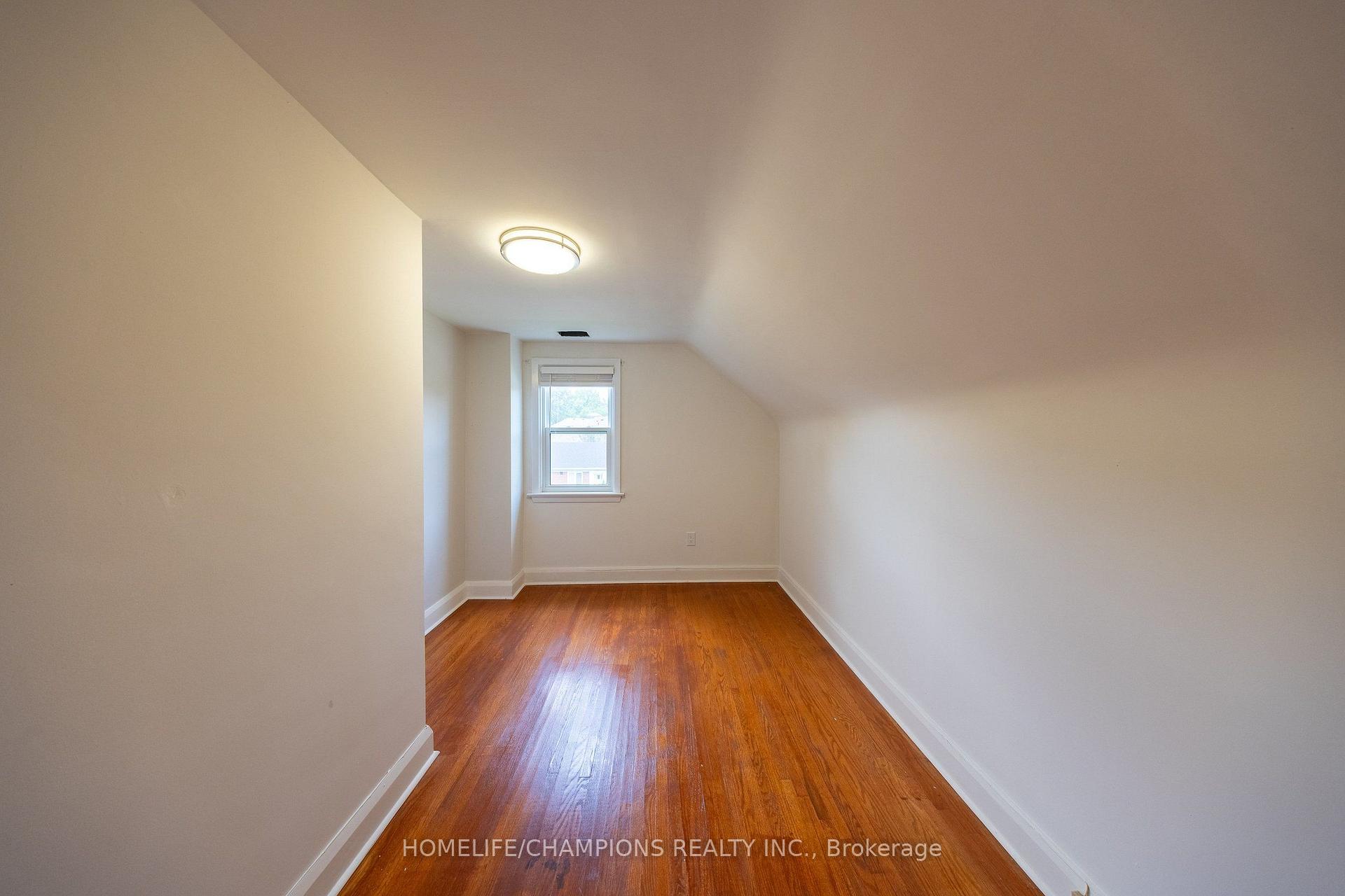 Photo 21 of 44 Marydon Crescent, Scarborough, Agincourt South-Malvern West — HOMEH
