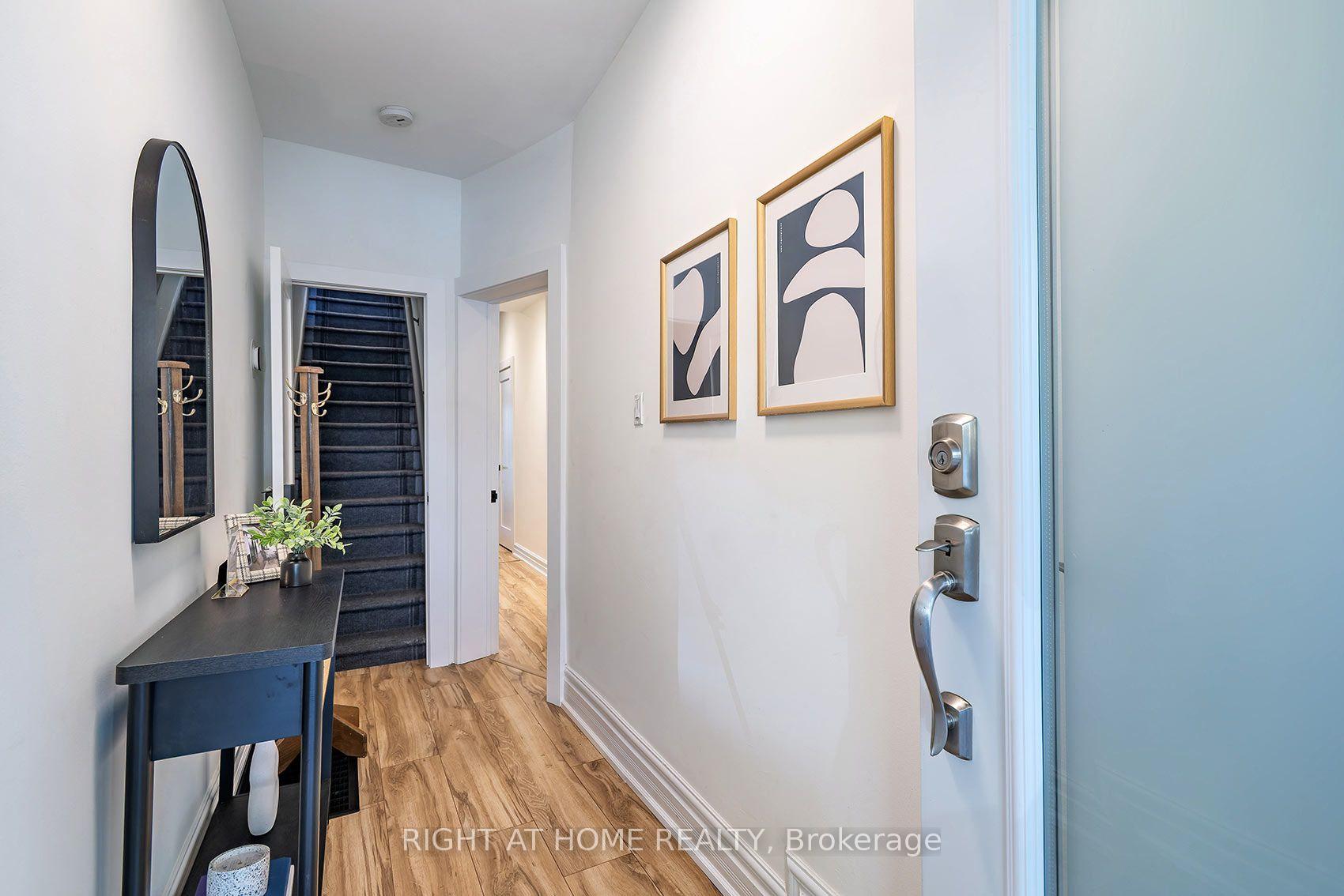 Photo 5 of 25 Pretoria Avenue, Toronto, Playter Estates-Danforth — HOMEH