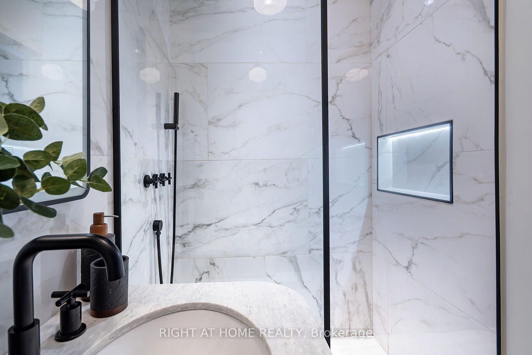 Photo 19 of 25 Pretoria Avenue, Toronto, Playter Estates-Danforth — HOMEH