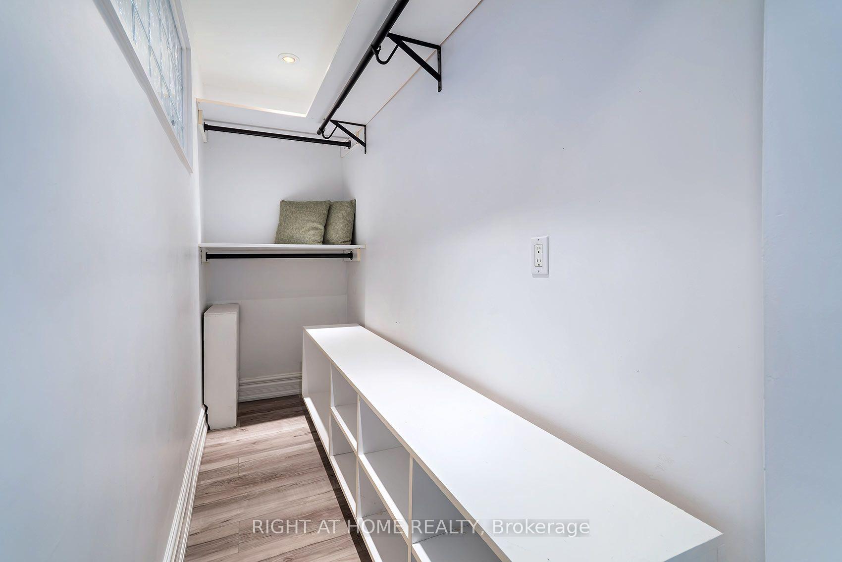 Photo 26 of 25 Pretoria Avenue, Toronto, Playter Estates-Danforth — HOMEH
