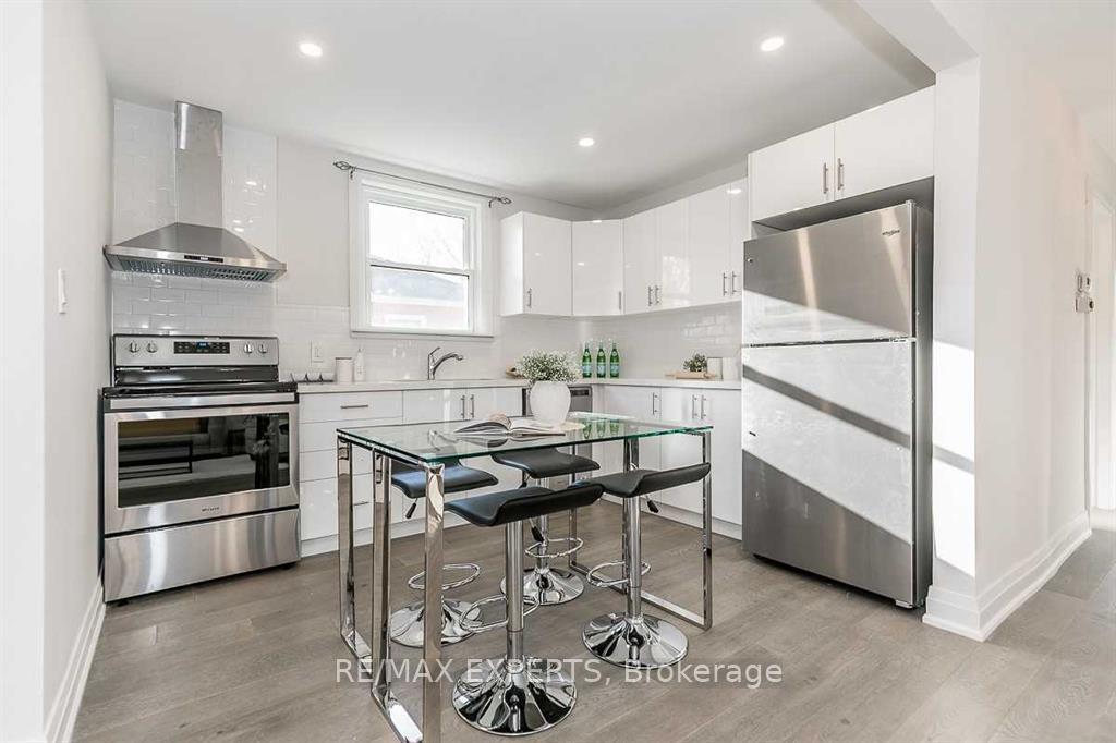 Photo 12 of 529 Burnham Street, Cobourg — HOMEH