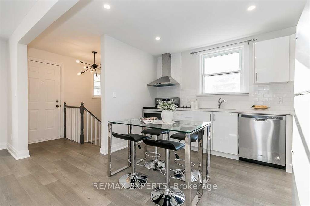 Photo 13 of 529 Burnham Street, Cobourg — HOMEH