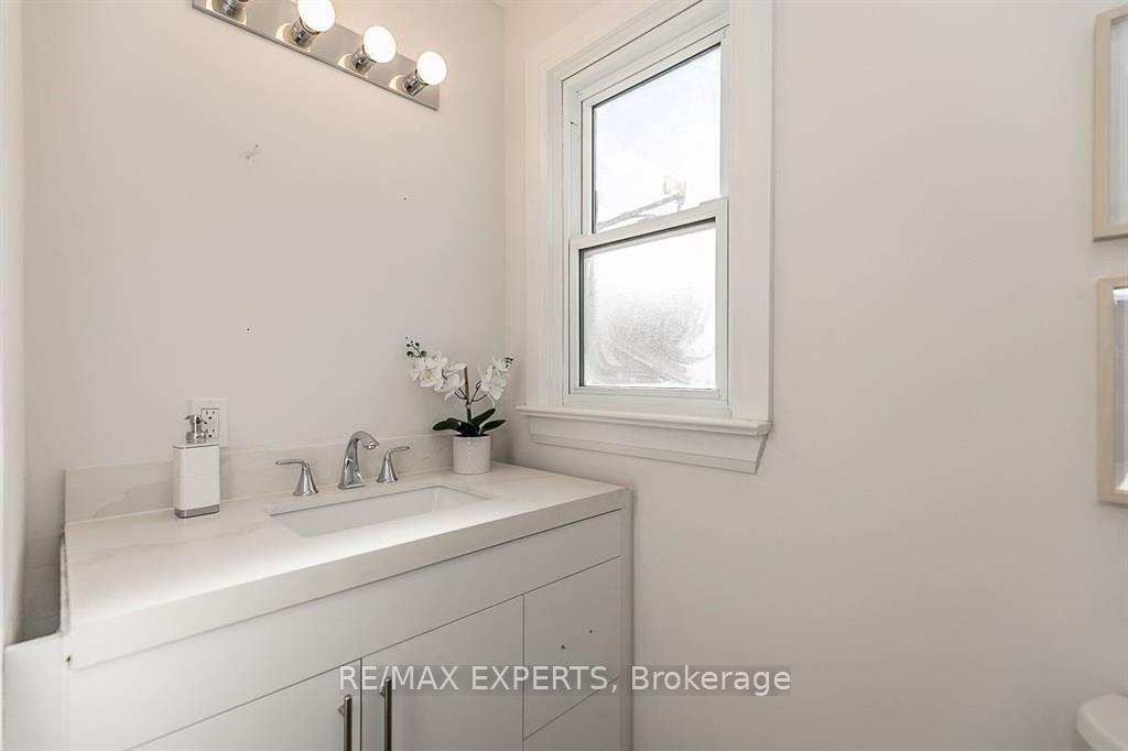 Photo 16 of 529 Burnham Street, Cobourg — HOMEH