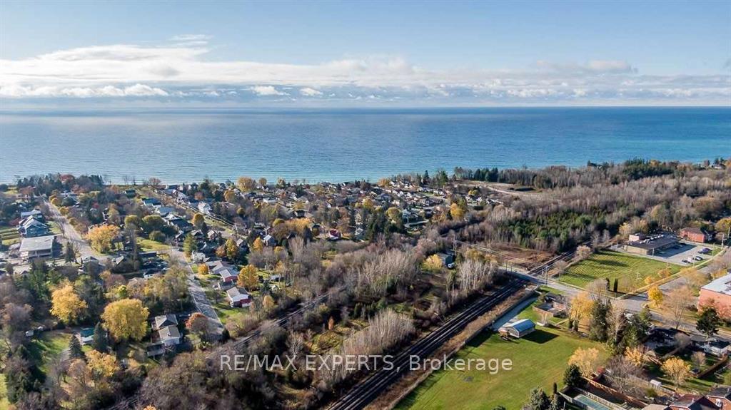 Photo 40 of 529 Burnham Street, Cobourg — HOMEH