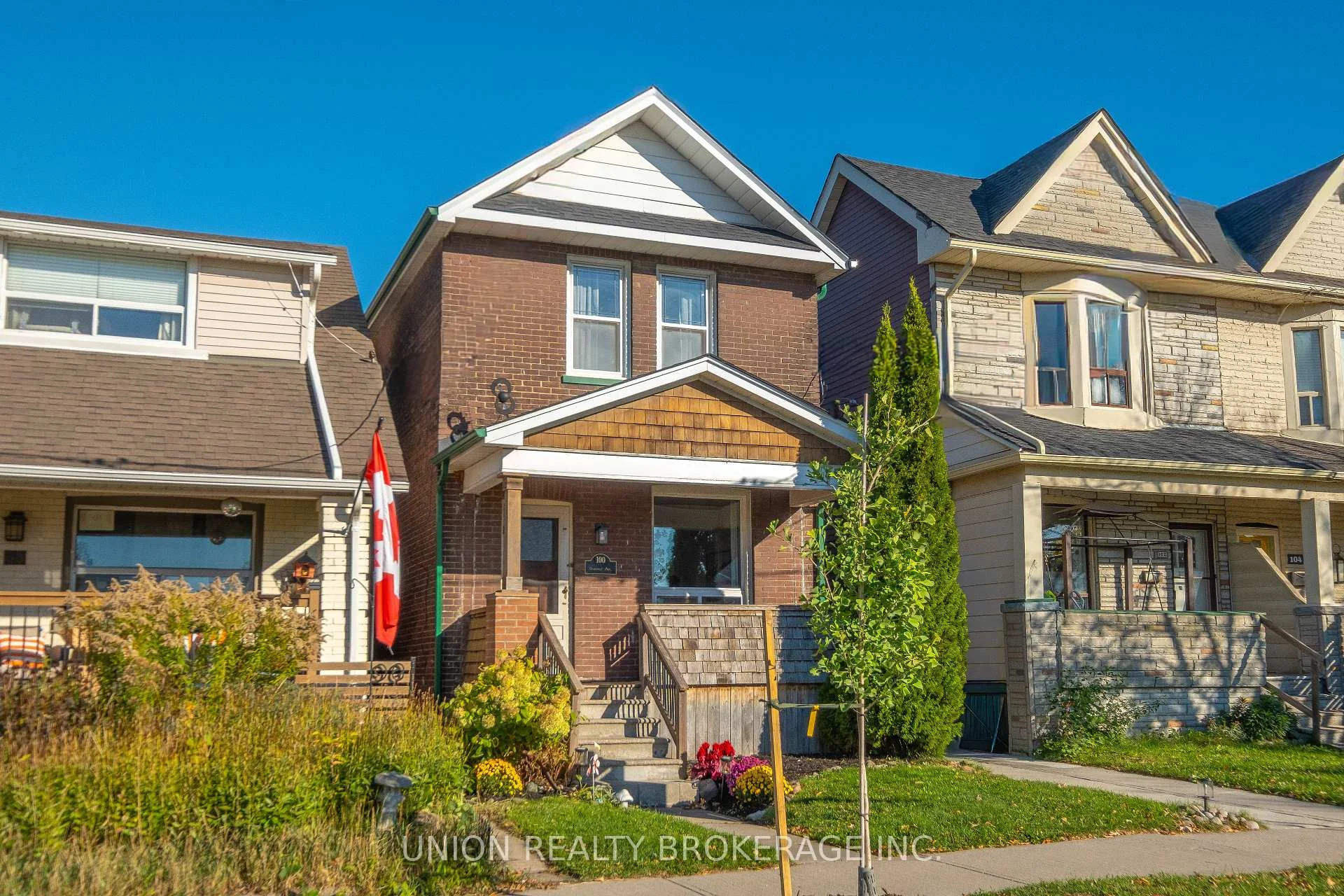 Photo 3 of 100 Oakvale Avenue, Toronto, Blake-Jones — HOMEH