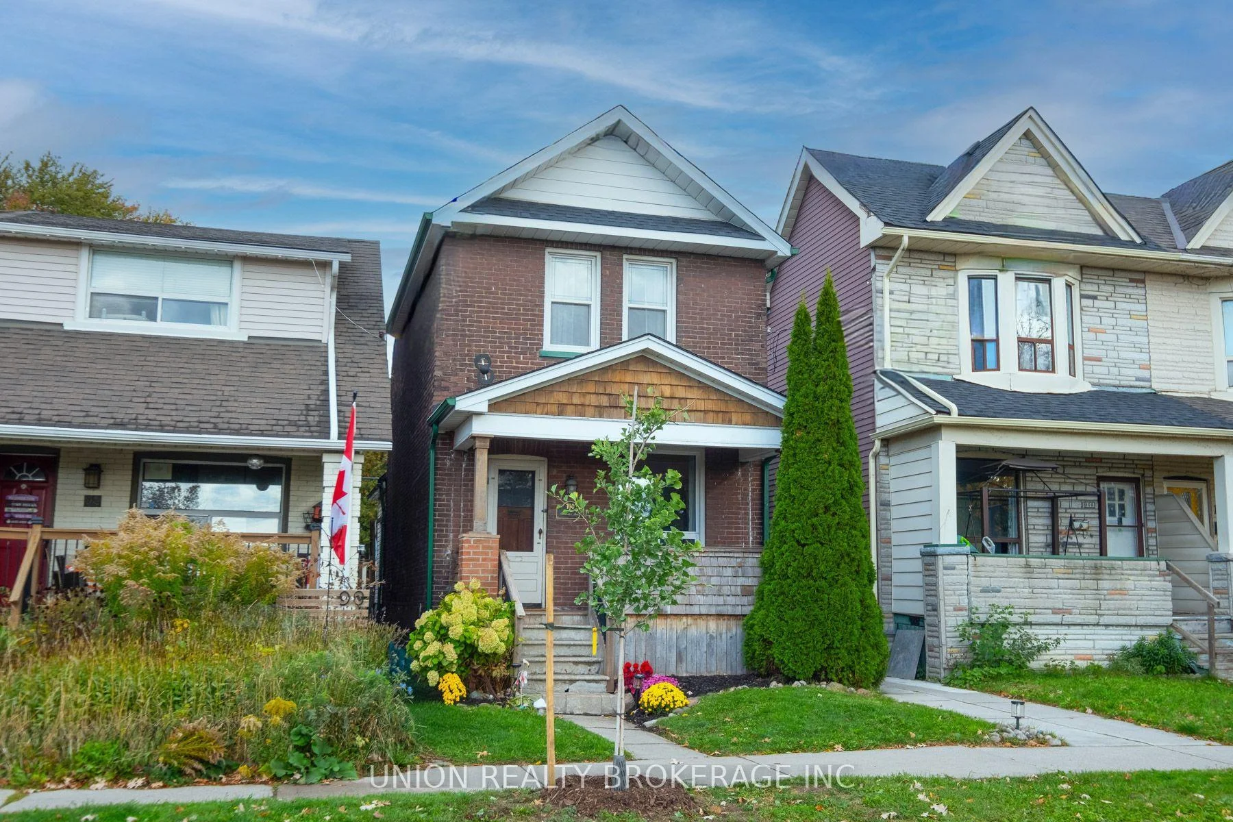 Photo 35 of 100 Oakvale Avenue, Toronto, Blake-Jones — HOMEH