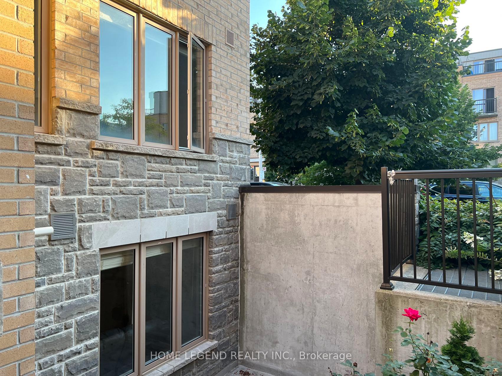 Photo 14 of Unit 117, 7 Foundry Avenue, Toronto, Dovercourt-Wallace Emerson-Junction — HOMEH