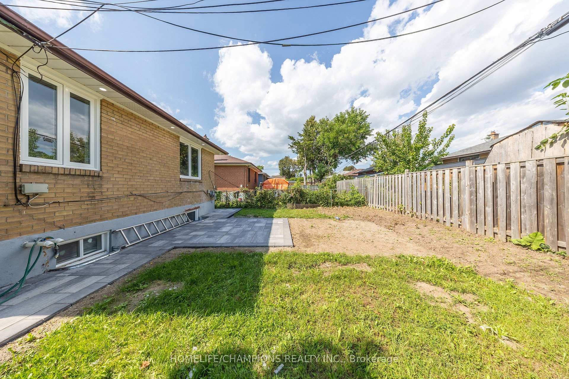Photo 18 of Unit BASEMENT, 1083 Birchmount Road, Scarborough, Ionview — HOMEH