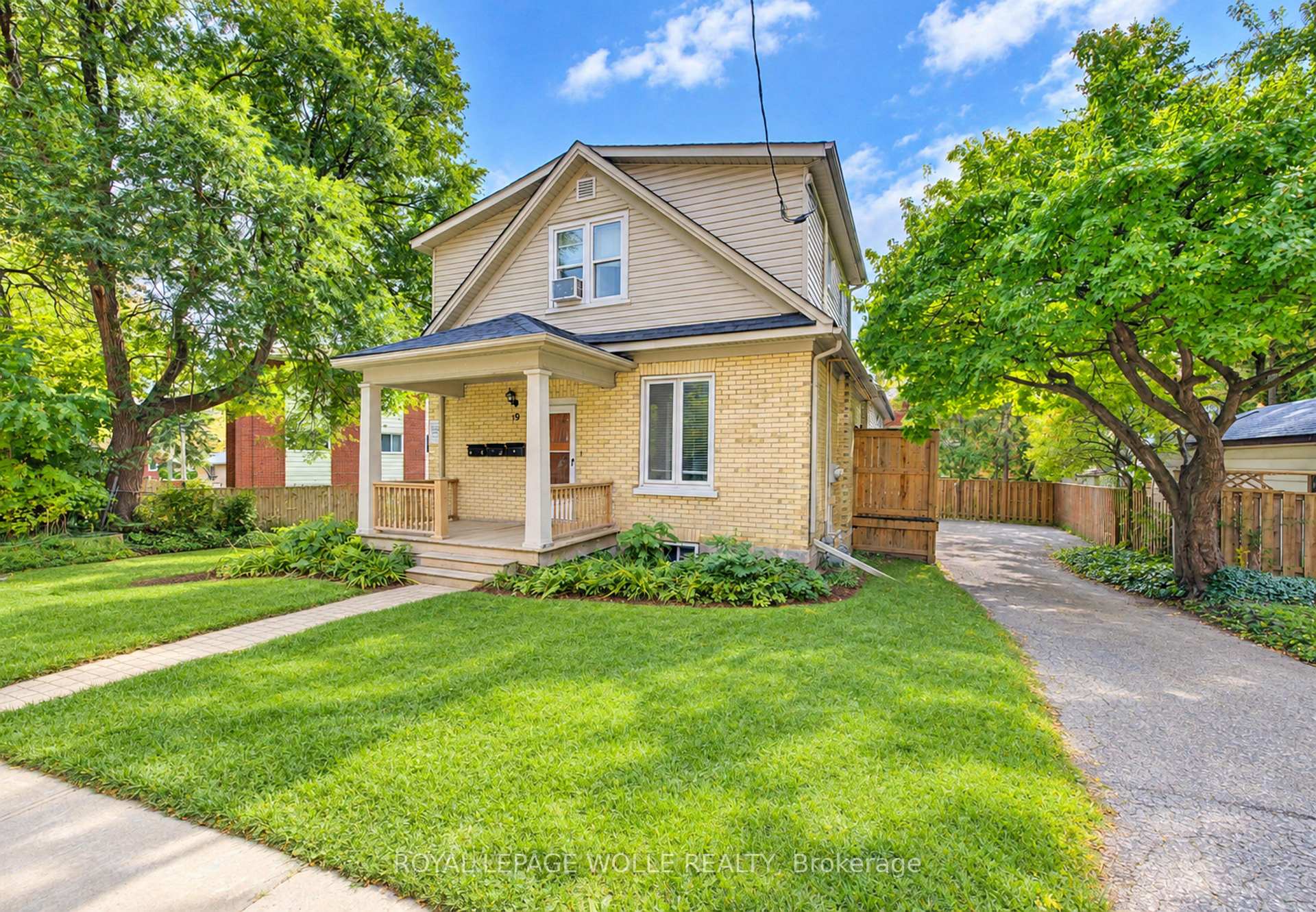 Photo 1 of 19 James Street, Waterloo — HOMEH