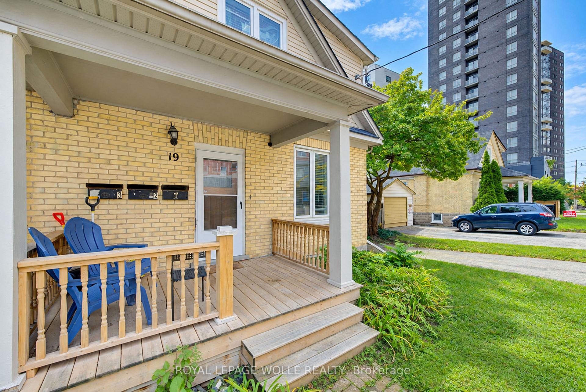 Photo 3 of 19 James Street, Waterloo — HOMEH