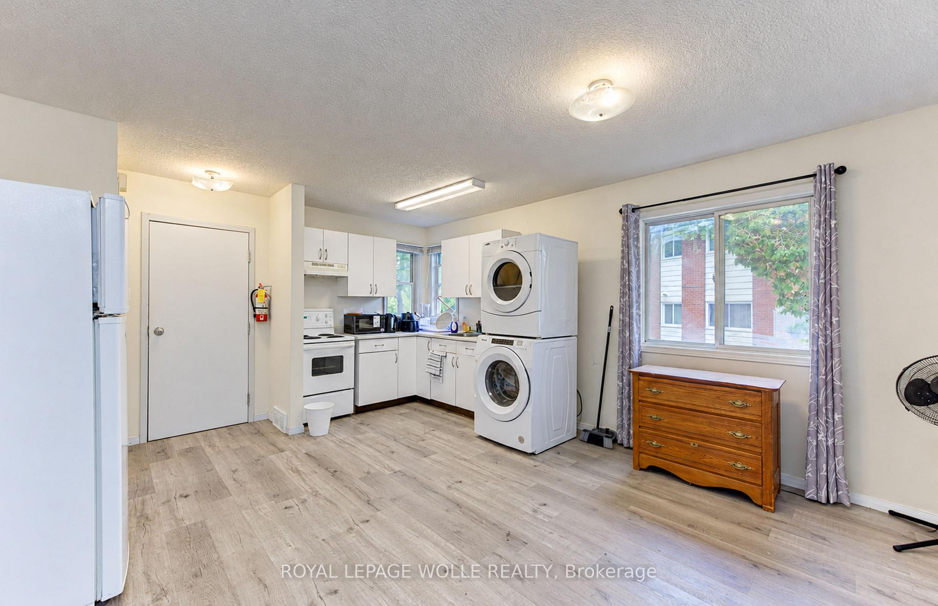 Photo 9 of 19 James Street, Waterloo — HOMEH