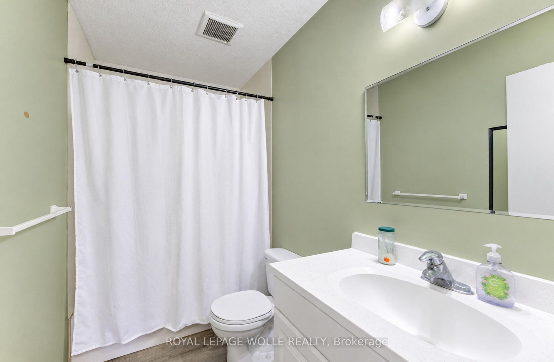Photo 21 of 19 James Street, Waterloo — HOMEH