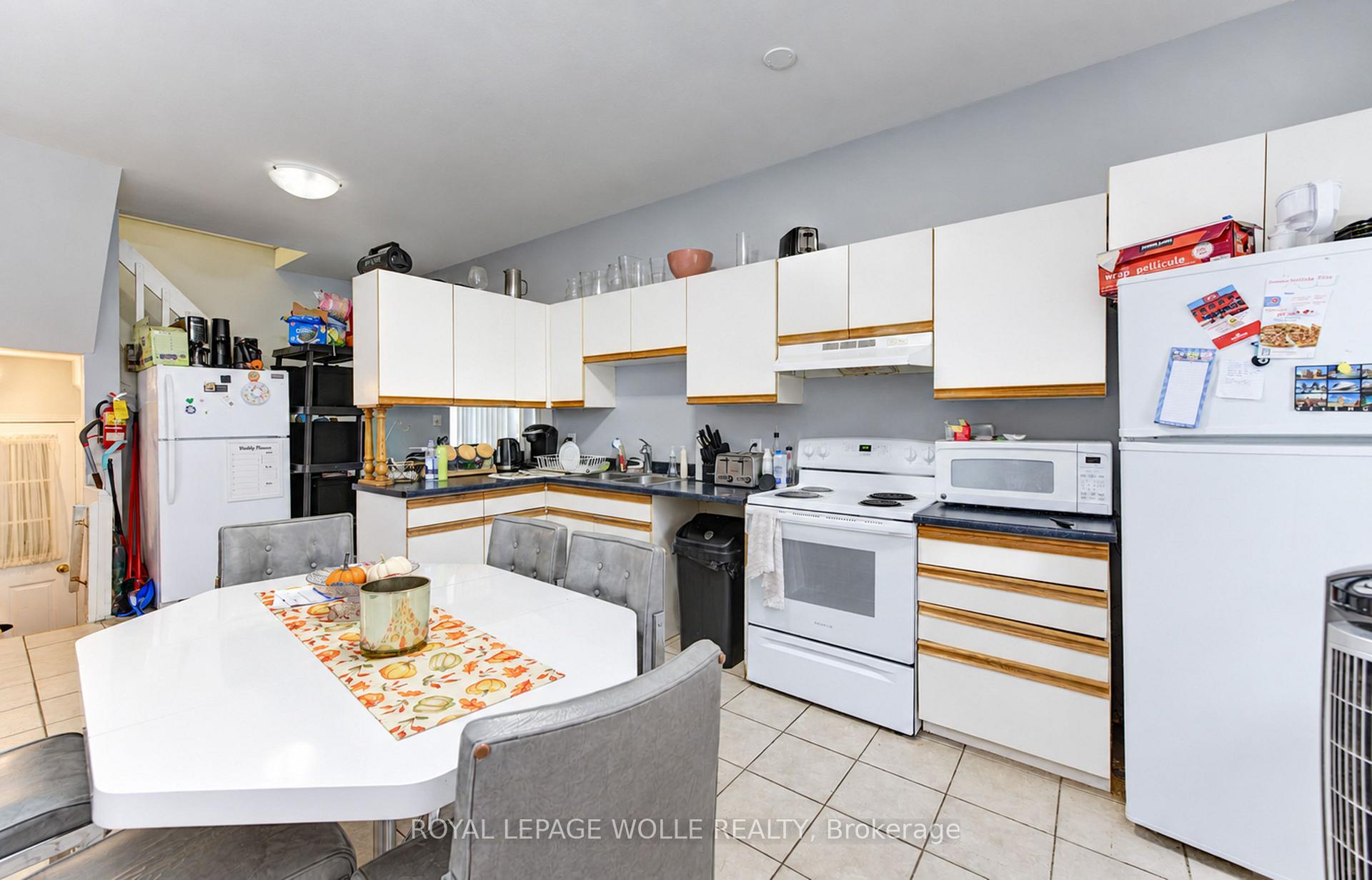 Photo 26 of 19 James Street, Waterloo — HOMEH