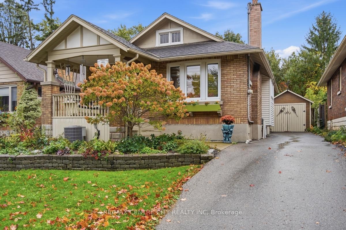 Photo 2 of 649 Emery Street E, London, South G — HOMEH