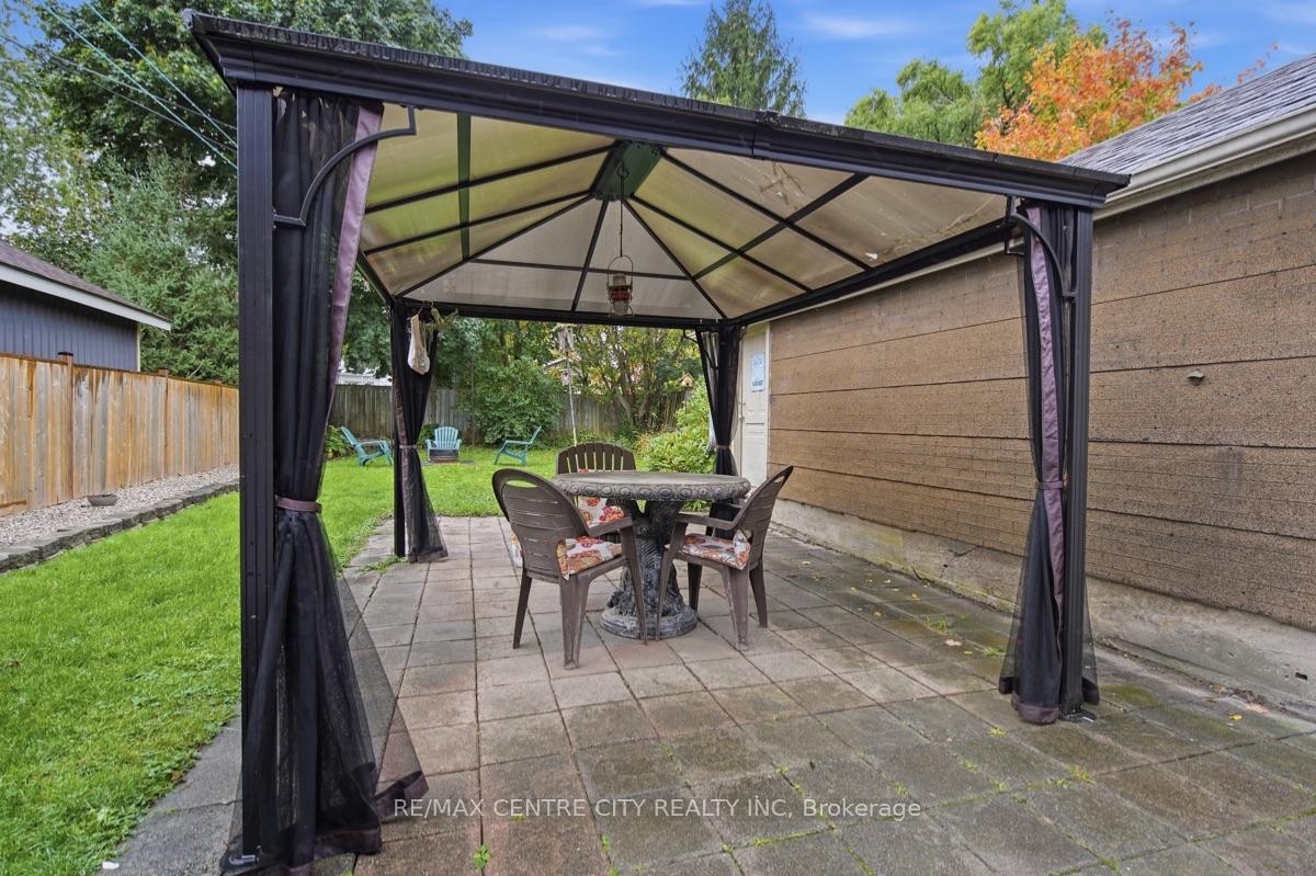 Photo 31 of 649 Emery Street E, London, South G — HOMEH