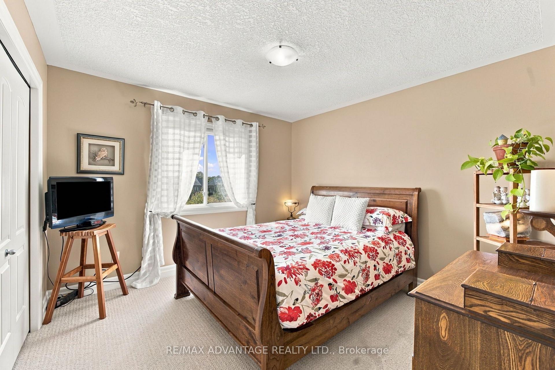 Photo 25 of 3275 Settlement Trail, London, South V — HOMEH