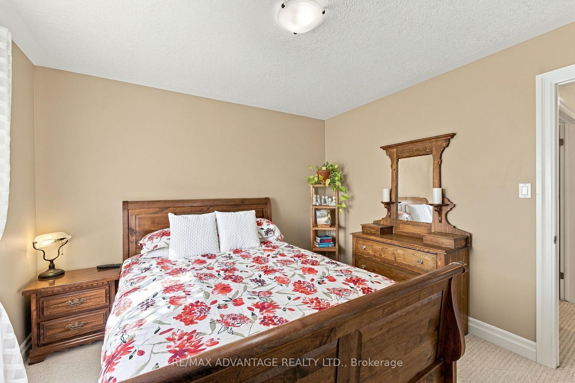 Photo 26 of 3275 Settlement Trail, London, South V — HOMEH