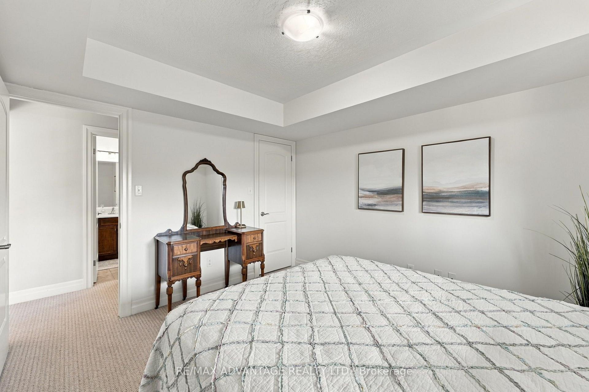 Photo 33 of 3275 Settlement Trail, London, South V — HOMEH