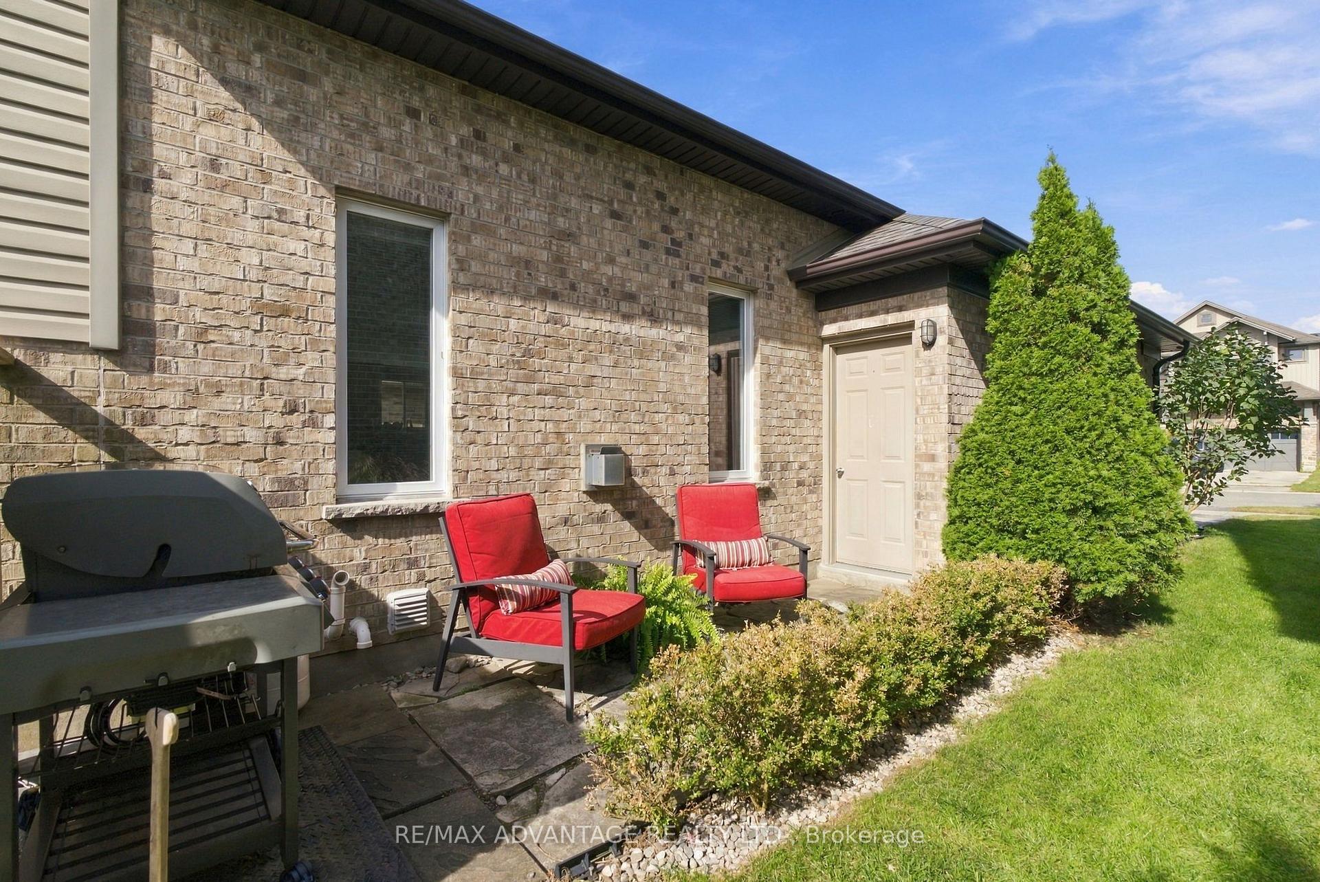 Photo 44 of 3275 Settlement Trail, London, South V — HOMEH