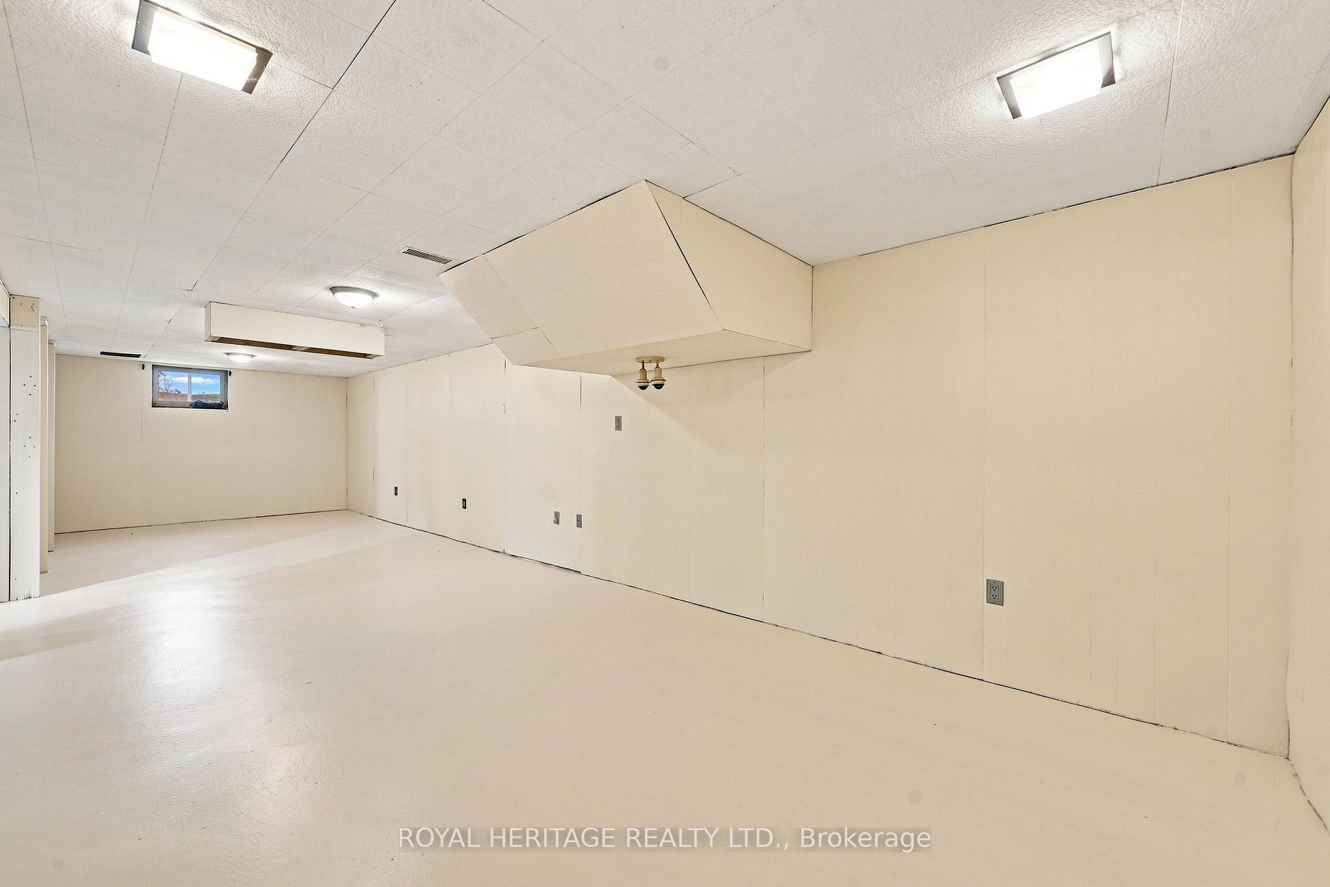 Photo 36 of 471 Rossland Road E, Oshawa, O'Neill — HOMEH