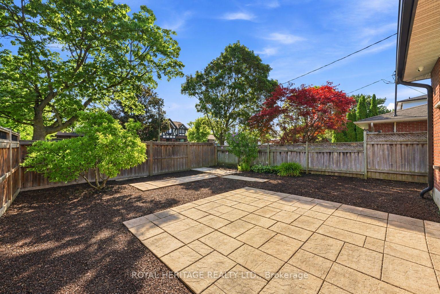 Photo 47 of 471 Rossland Road E, Oshawa, O'Neill — HOMEH