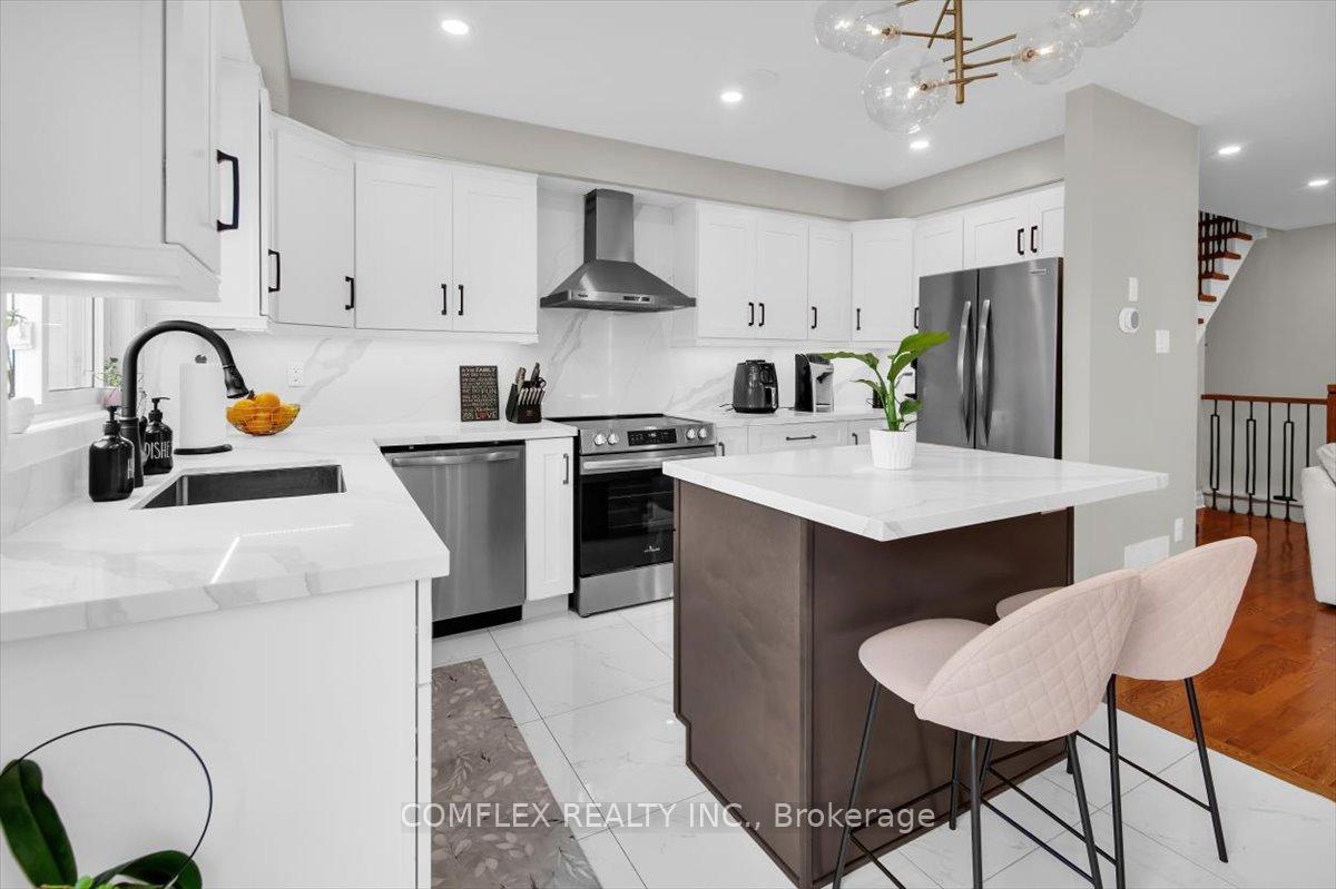 Photo 15 of 4417 Vallence Drive, Burlington, Shoreacres — HOMEH