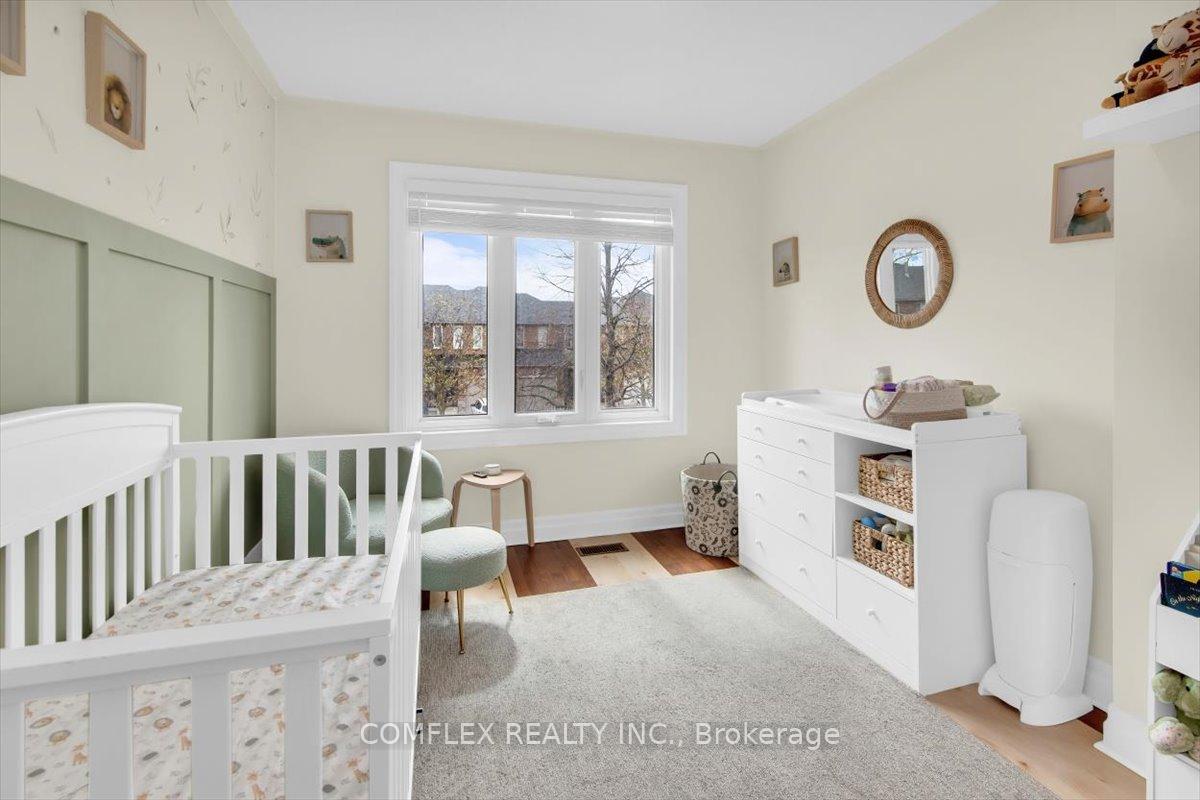 Photo 23 of 4417 Vallence Drive, Burlington, Shoreacres — HOMEH