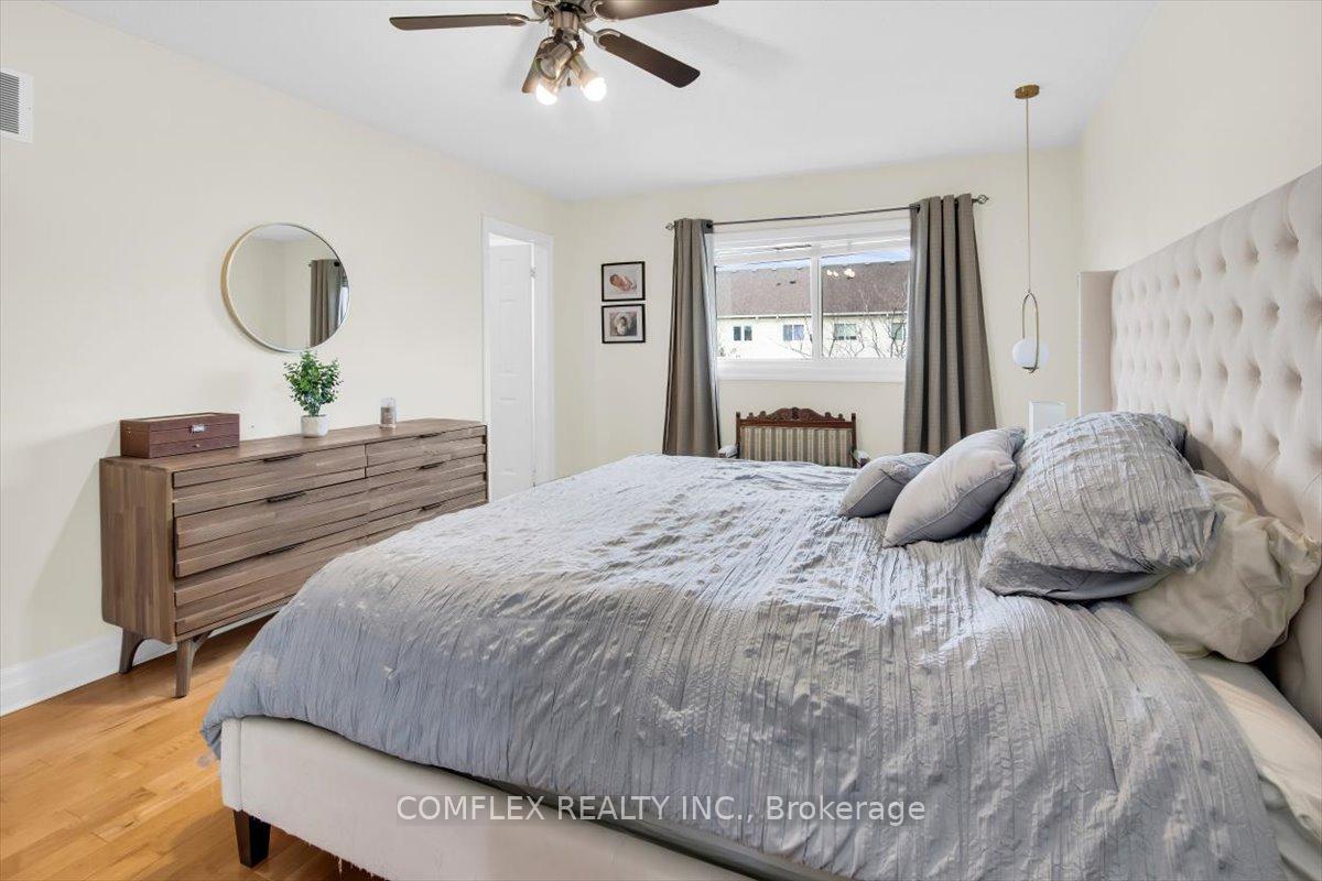 Photo 26 of 4417 Vallence Drive, Burlington, Shoreacres — HOMEH