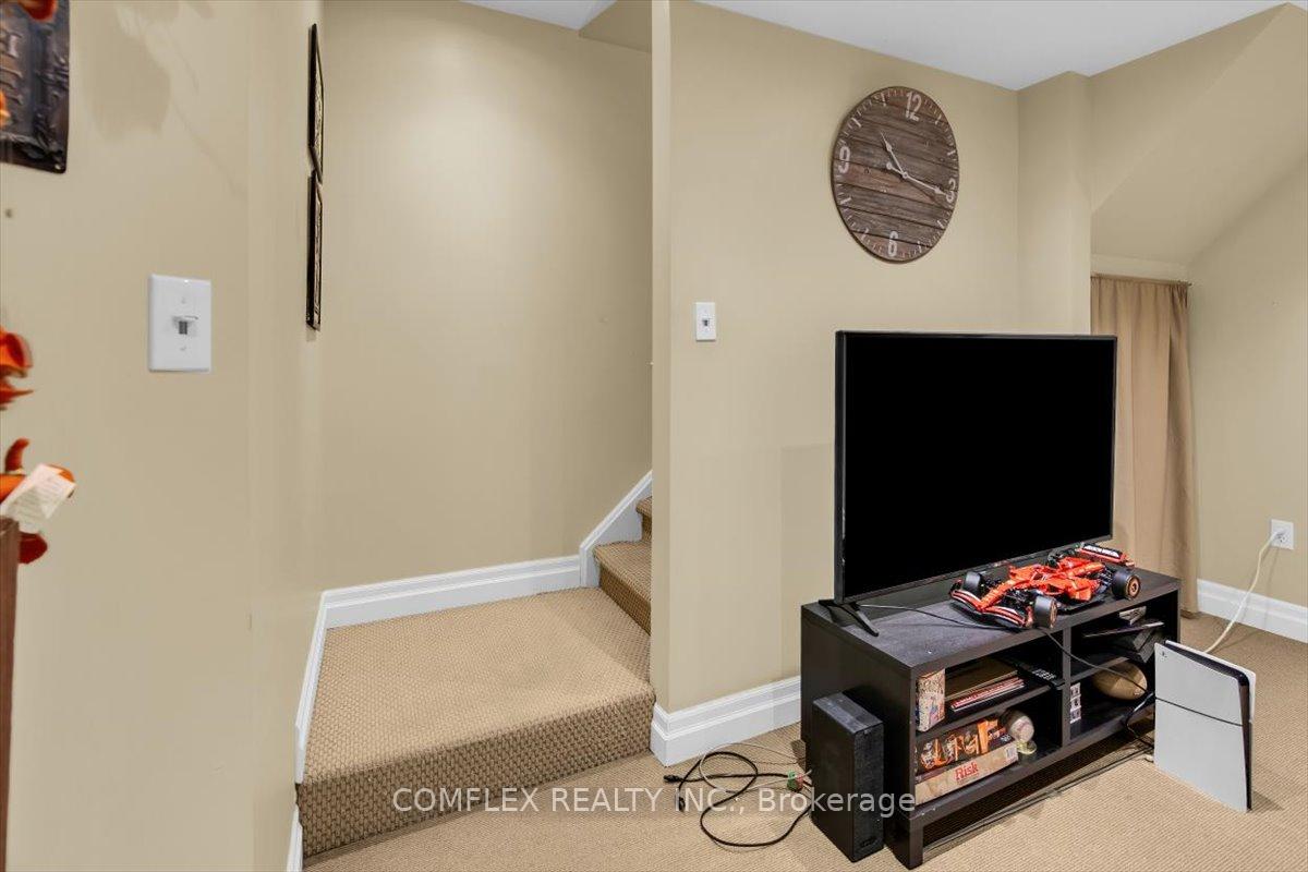 Photo 30 of 4417 Vallence Drive, Burlington, Shoreacres — HOMEH