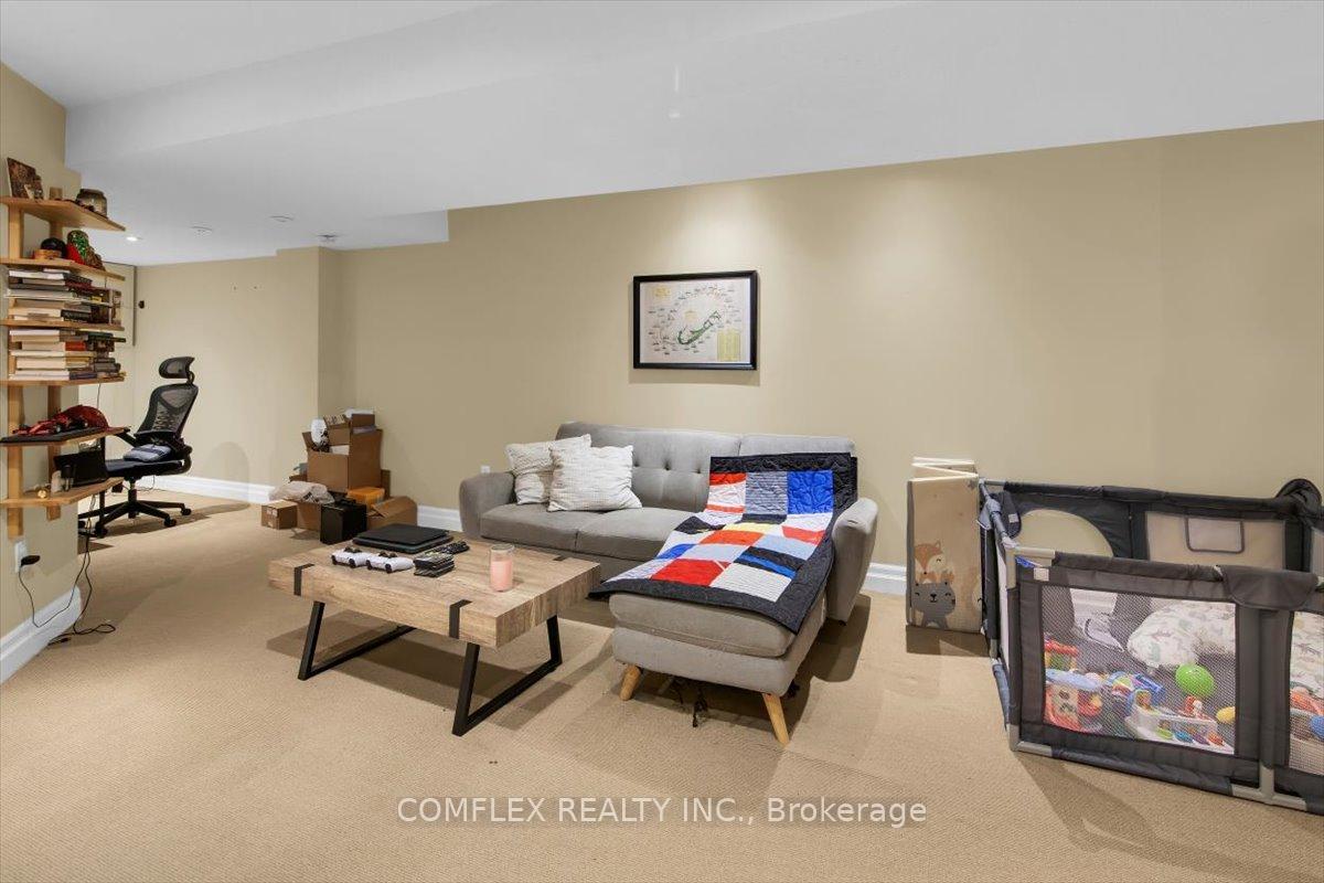 Photo 31 of 4417 Vallence Drive, Burlington, Shoreacres — HOMEH