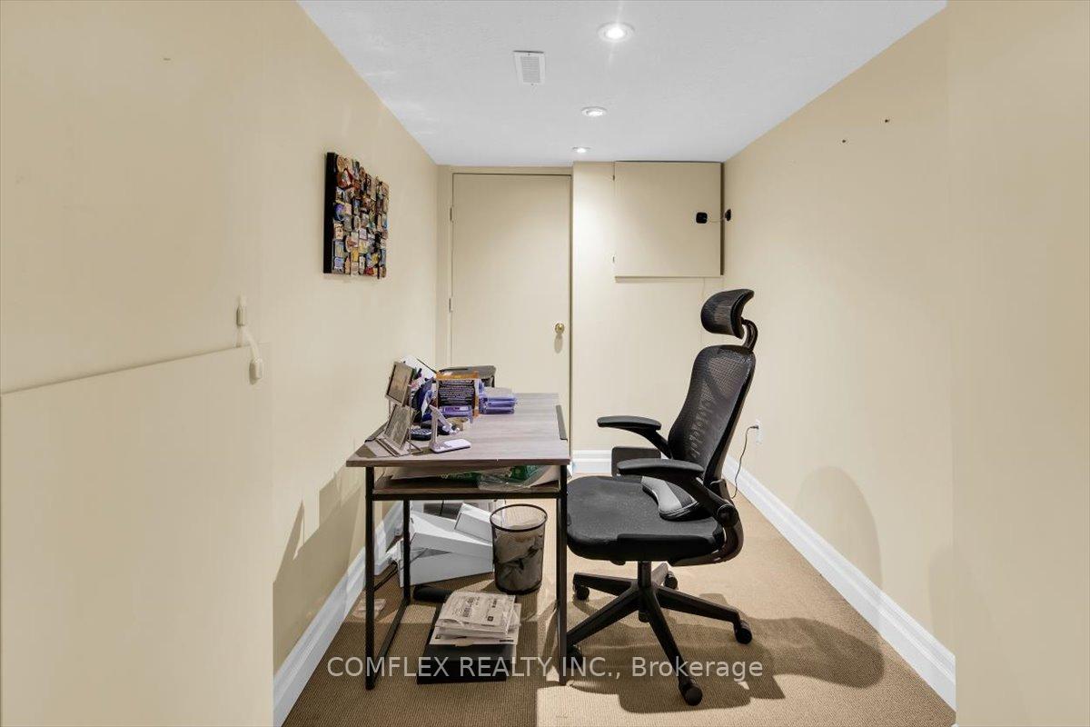 Photo 32 of 4417 Vallence Drive, Burlington, Shoreacres — HOMEH