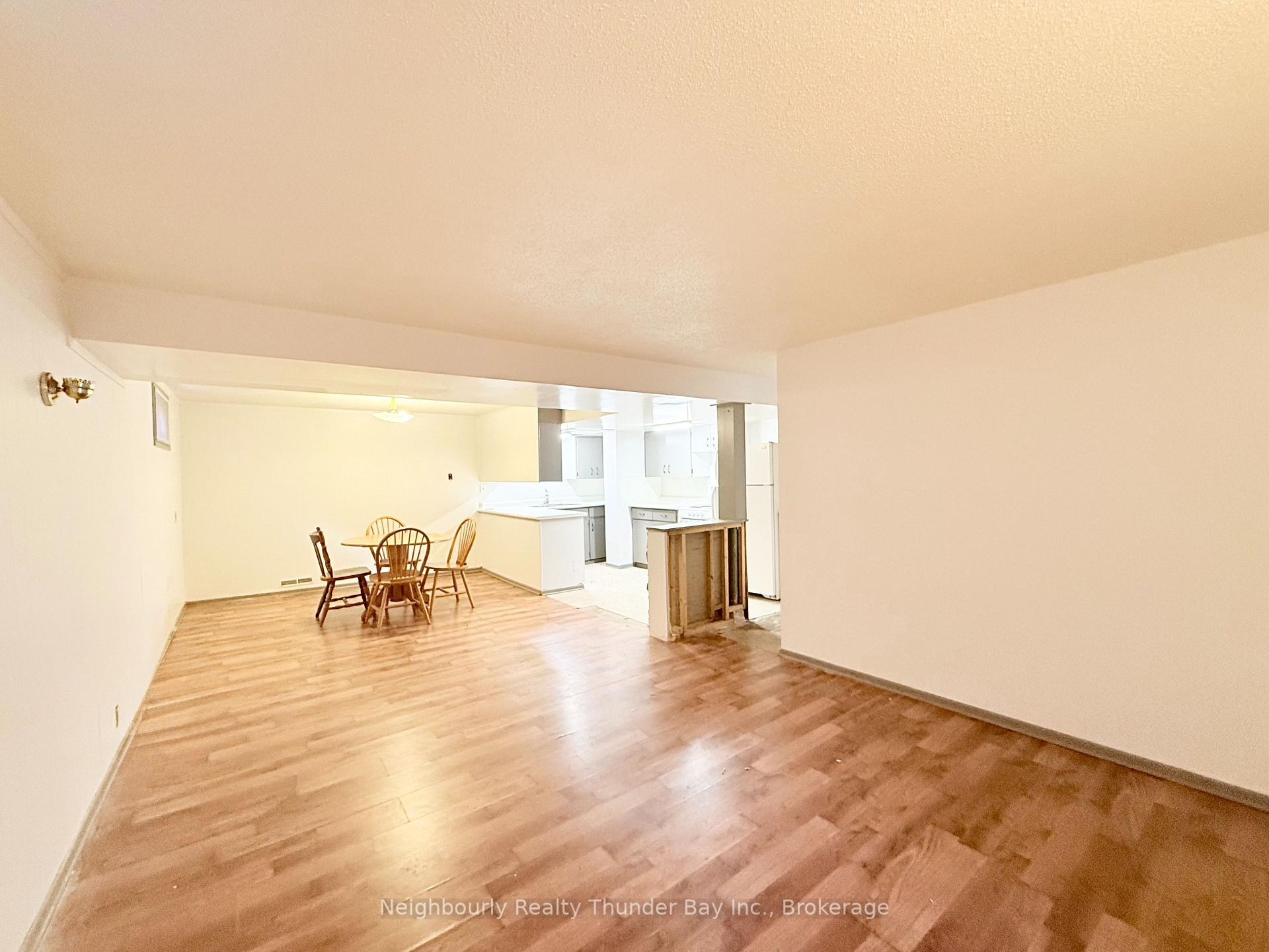 Photo 18 of 119 Glendale Crescent, Thunder Bay, Edgewater Park — HOMEH