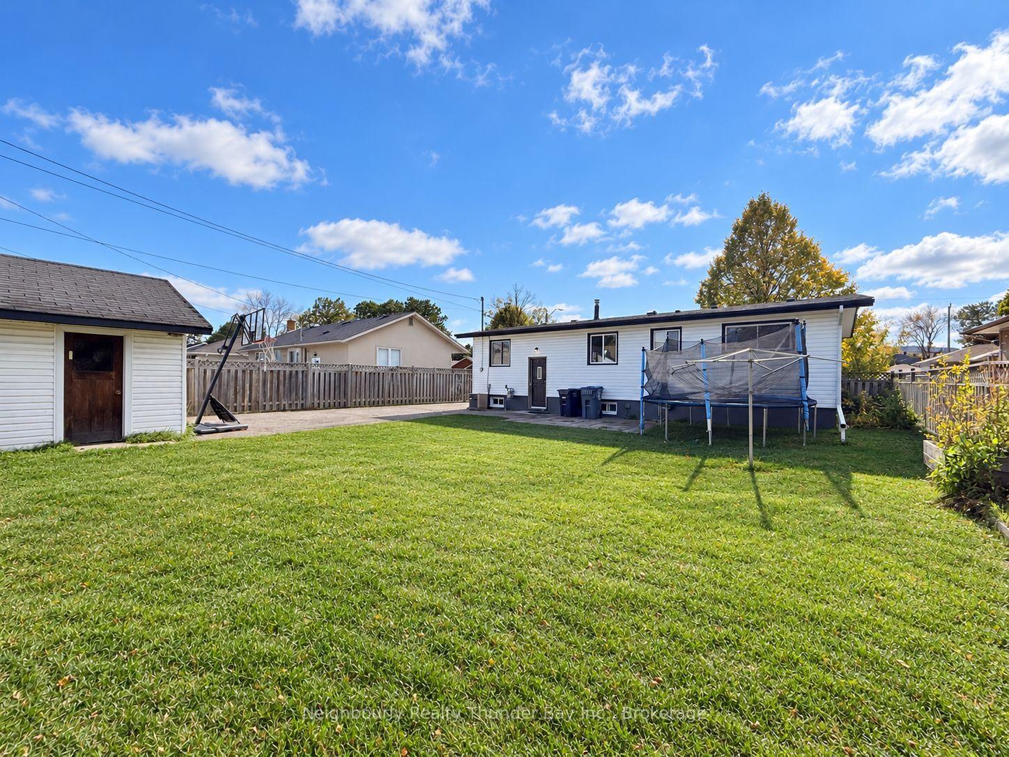 Photo 28 of 119 Glendale Crescent, Thunder Bay, Edgewater Park — HOMEH