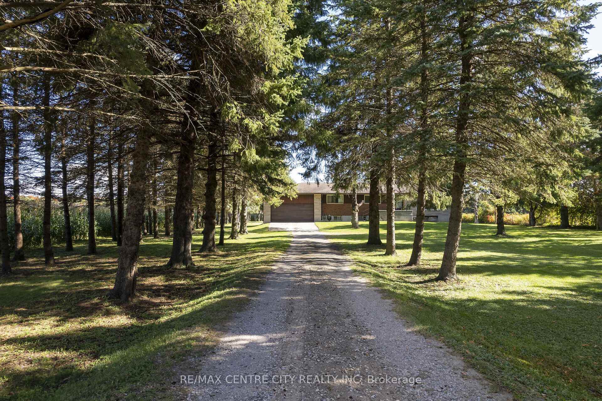 Photo 16 of 20952 Rebecca Road, Thames Centre, Thorndale — HOMEH