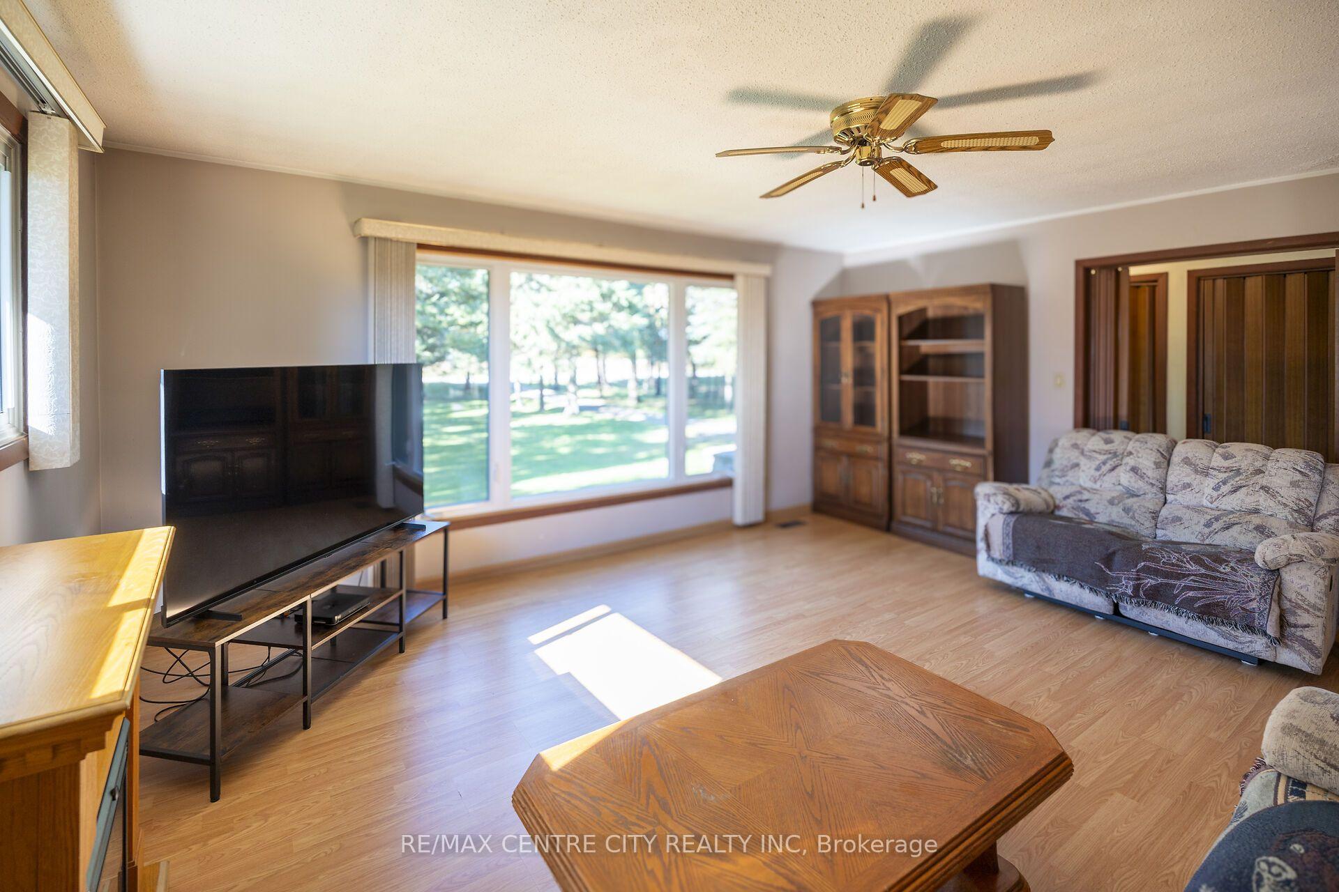 Photo 21 of 20952 Rebecca Road, Thames Centre, Thorndale — HOMEH