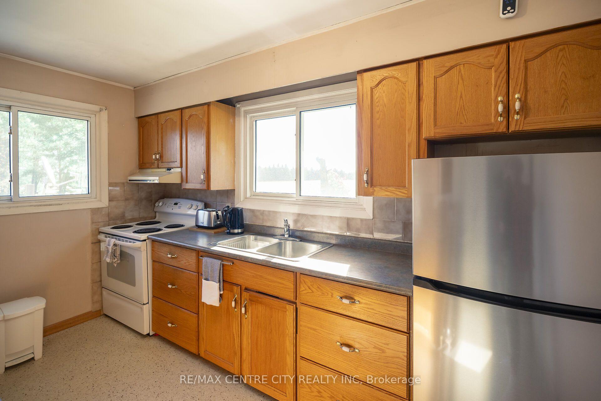 Photo 26 of 20952 Rebecca Road, Thames Centre, Thorndale — HOMEH