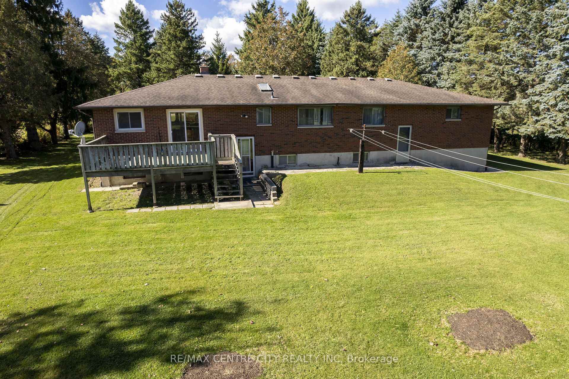 Photo 37 of 20952 Rebecca Road, Thames Centre, Thorndale — HOMEH