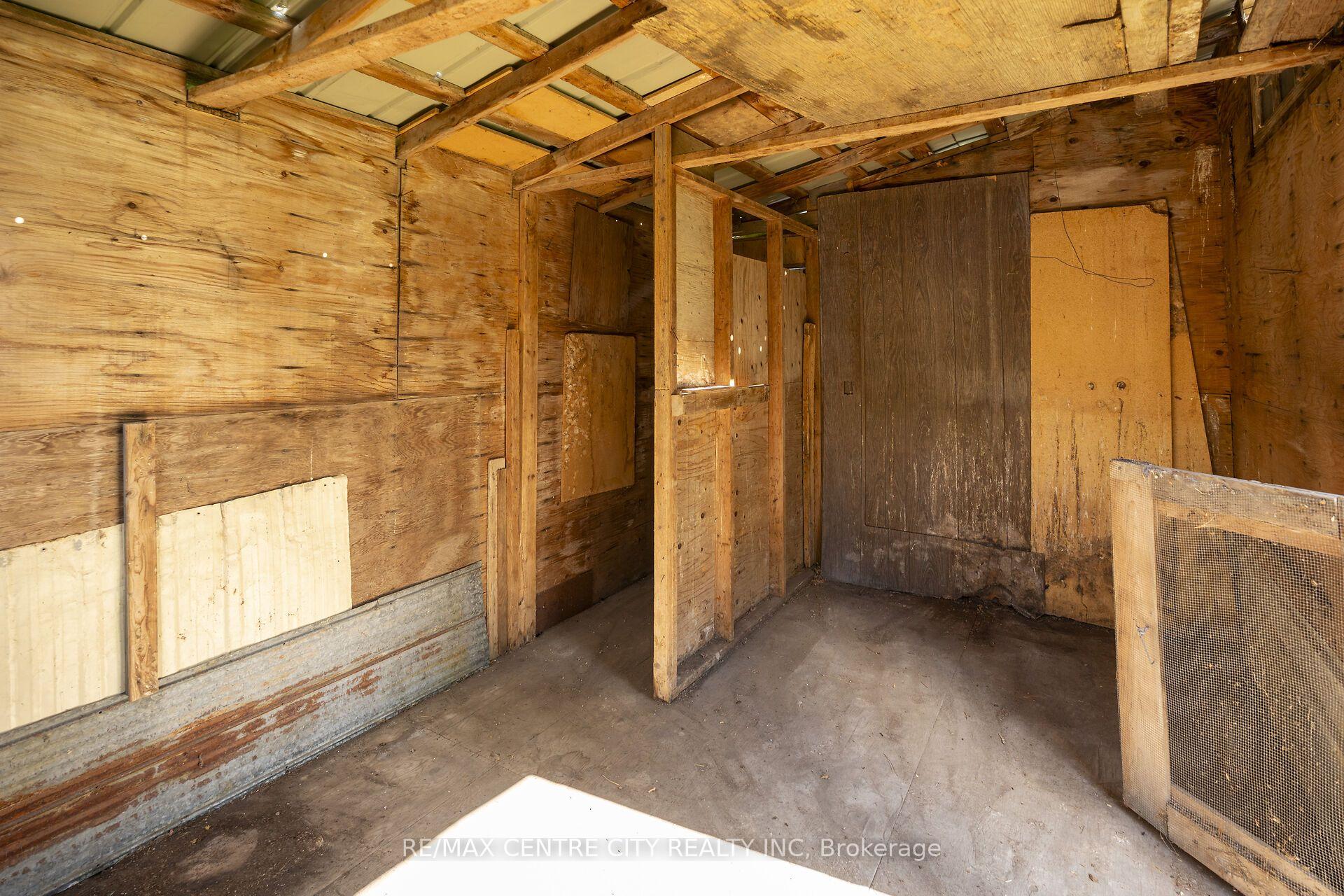 Photo 41 of 20952 Rebecca Road, Thames Centre, Thorndale — HOMEH