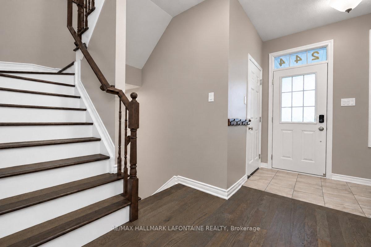 Photo 5 of 244 Willow Aster Circle, Ottawa, Avalon West — HOMEH