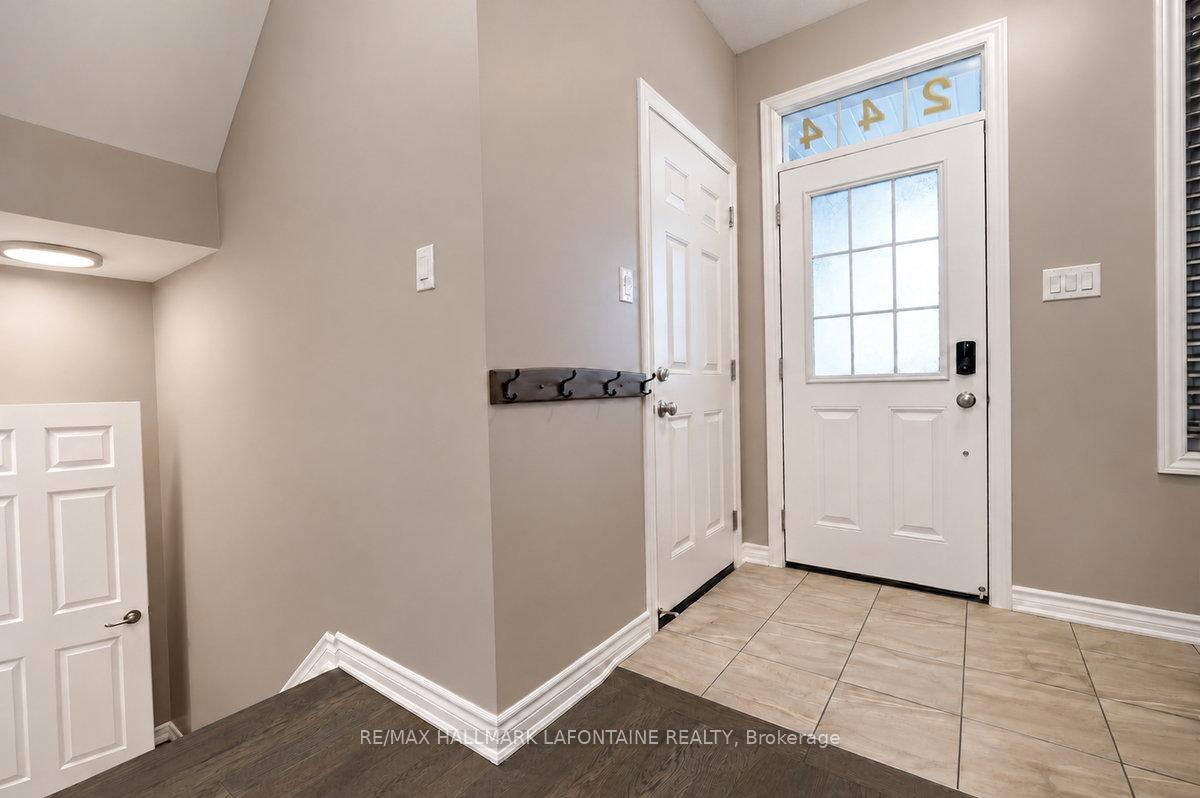 Photo 6 of 244 Willow Aster Circle, Ottawa, Avalon West — HOMEH