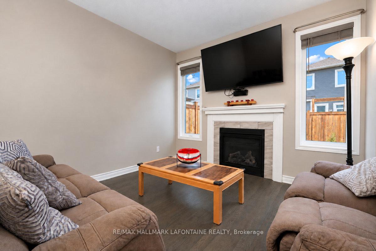Photo 7 of 244 Willow Aster Circle, Ottawa, Avalon West — HOMEH