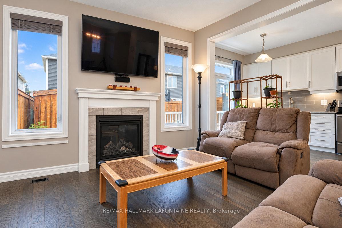 Photo 9 of 244 Willow Aster Circle, Ottawa, Avalon West — HOMEH