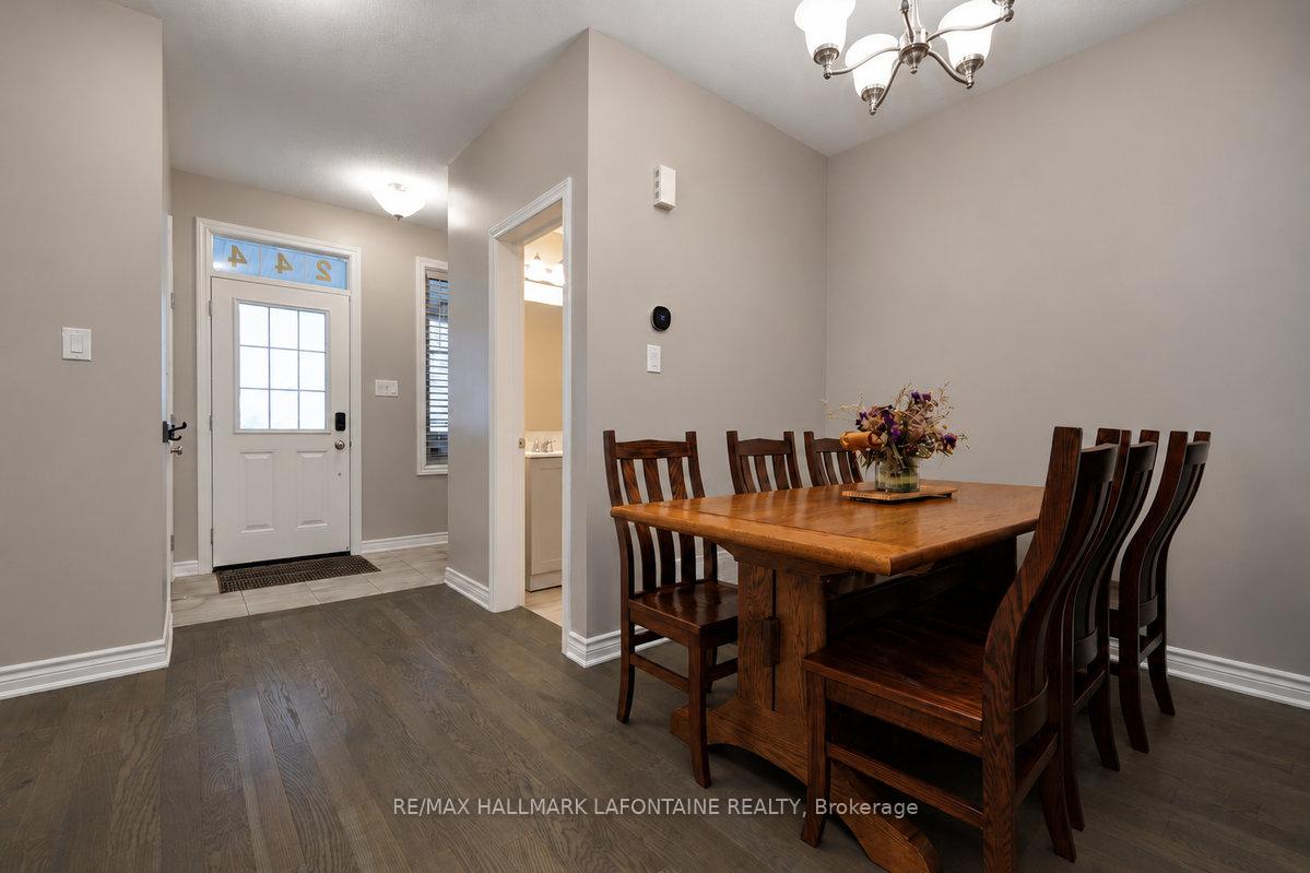 Photo 12 of 244 Willow Aster Circle, Ottawa, Avalon West — HOMEH