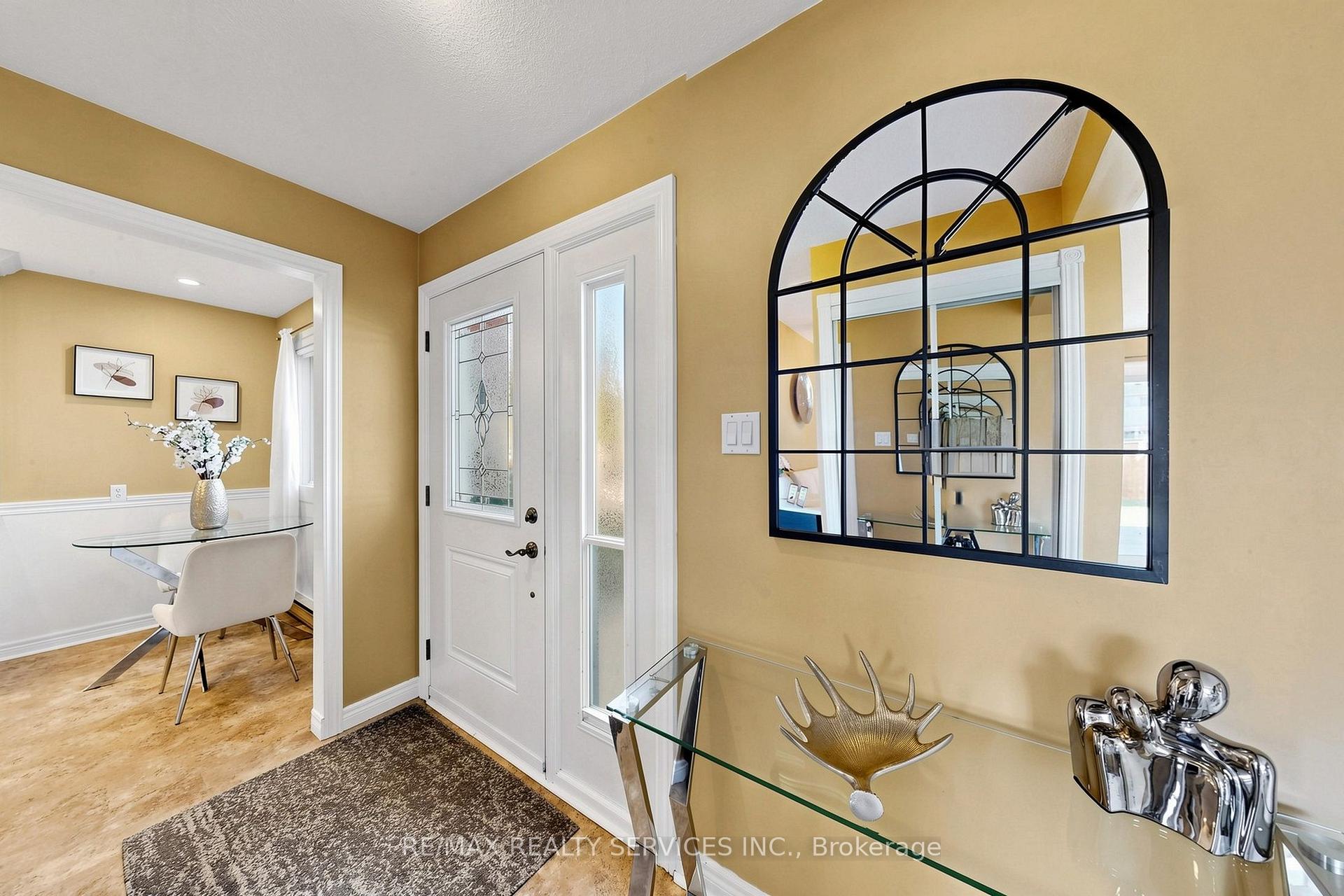 Photo 6 of 25 Jennifer Square, Brampton, Northgate — HOMEH