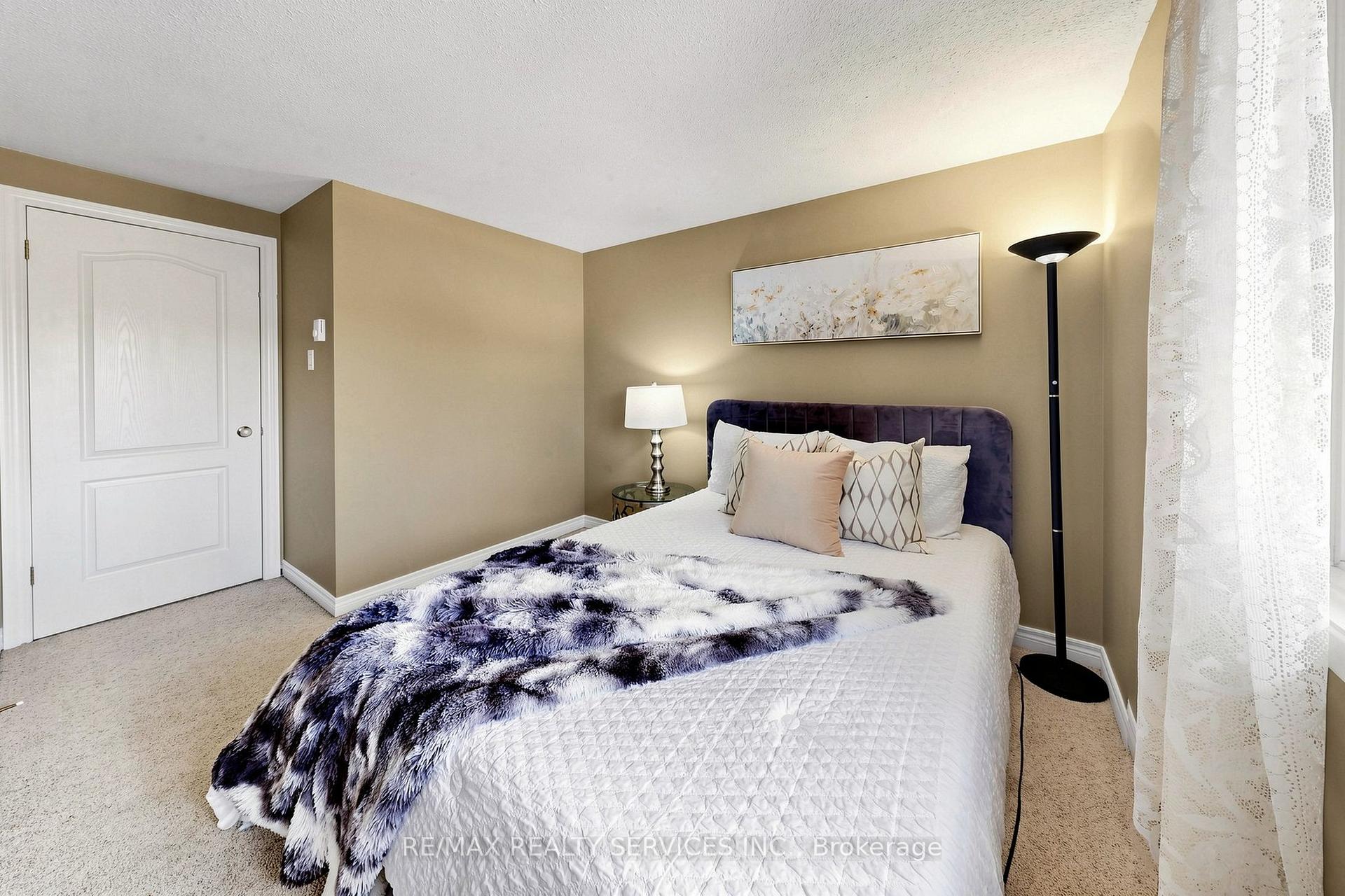 Photo 25 of 25 Jennifer Square, Brampton, Northgate — HOMEH