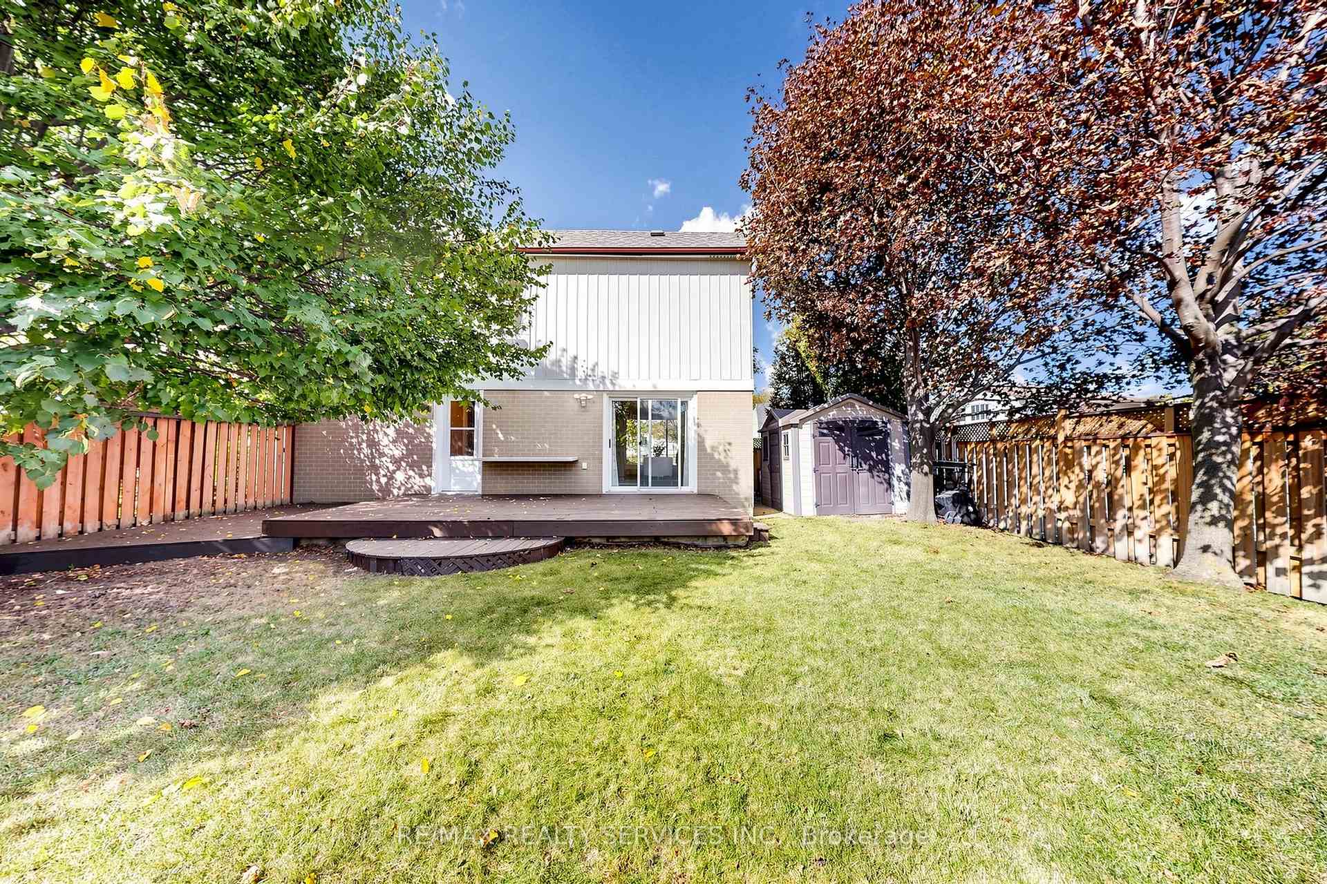 Photo 32 of 25 Jennifer Square, Brampton, Northgate — HOMEH