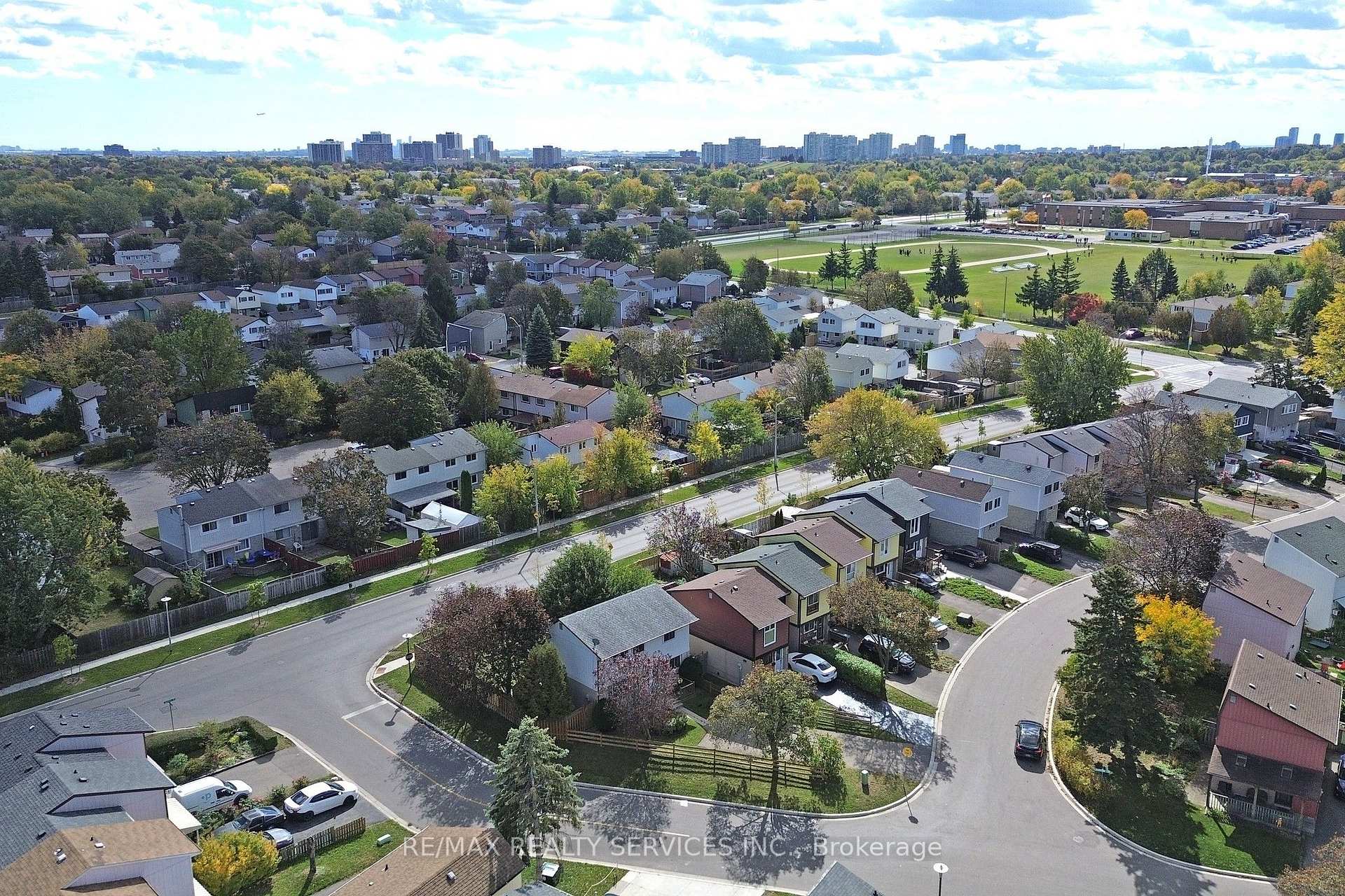 Photo 37 of 25 Jennifer Square, Brampton, Northgate — HOMEH